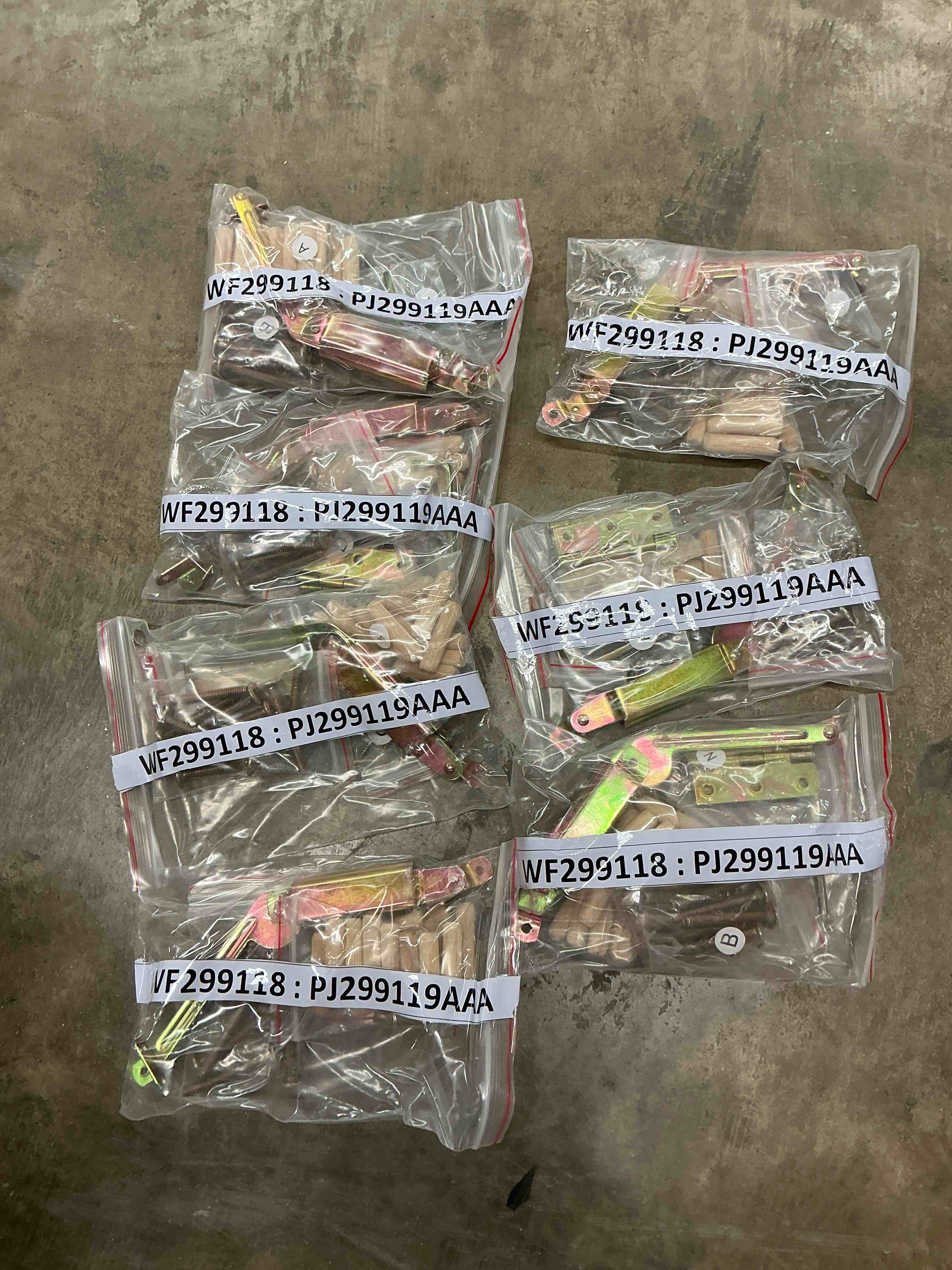 assorted of Screws (7 SETS) 