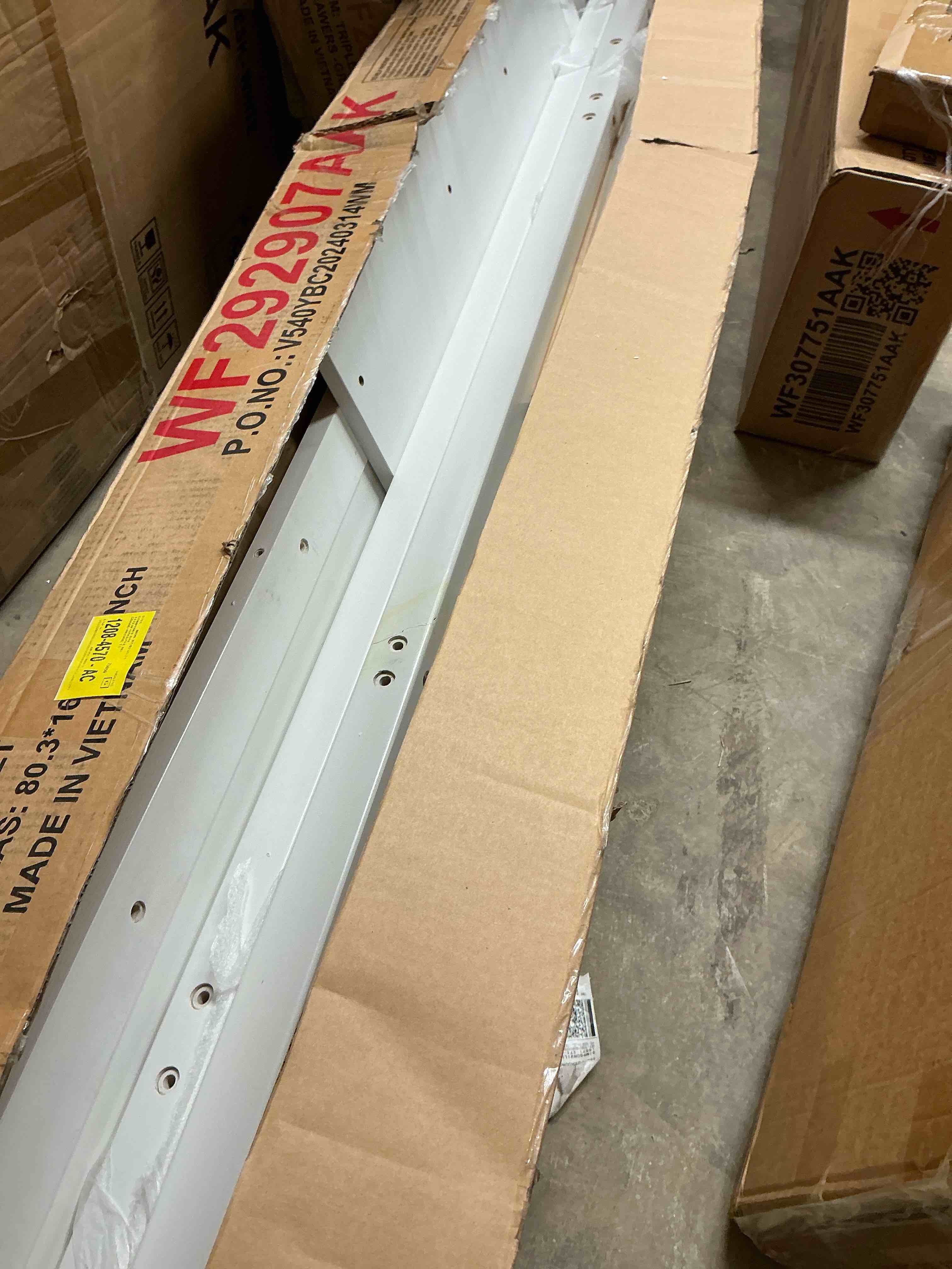 ( incomplete A box to pick up ) Loft bed with desk-white