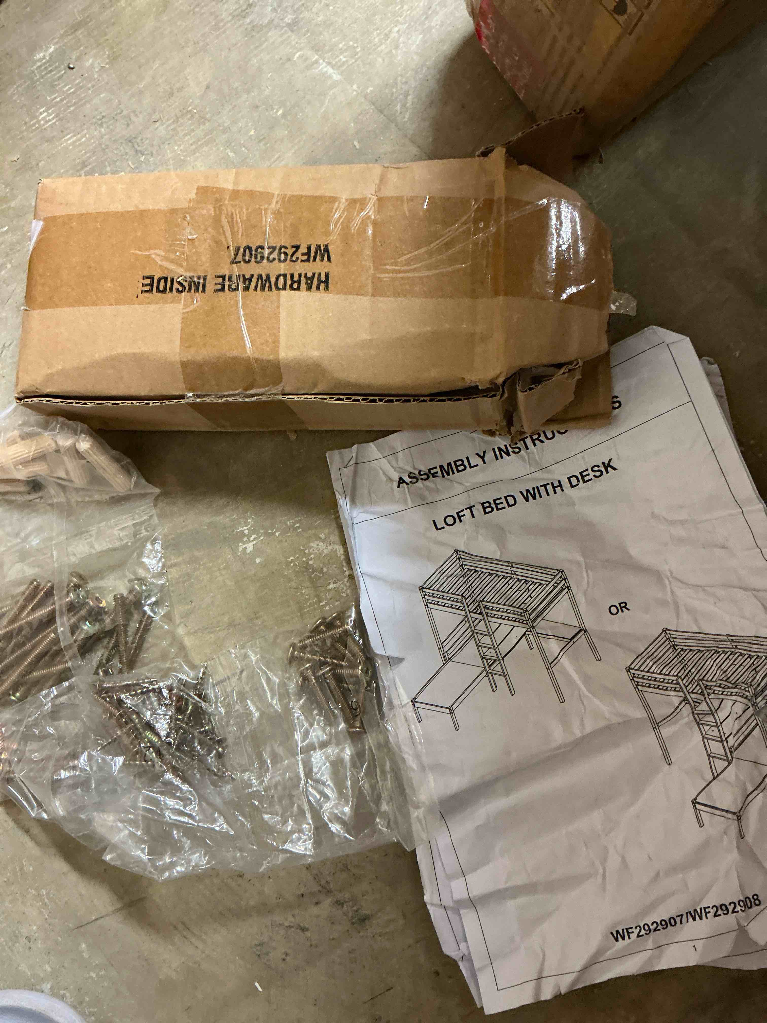 https://s3.amazonaws.com/lotting-images-prod/bidfta/PPE1800230_1760477517411.jpeg