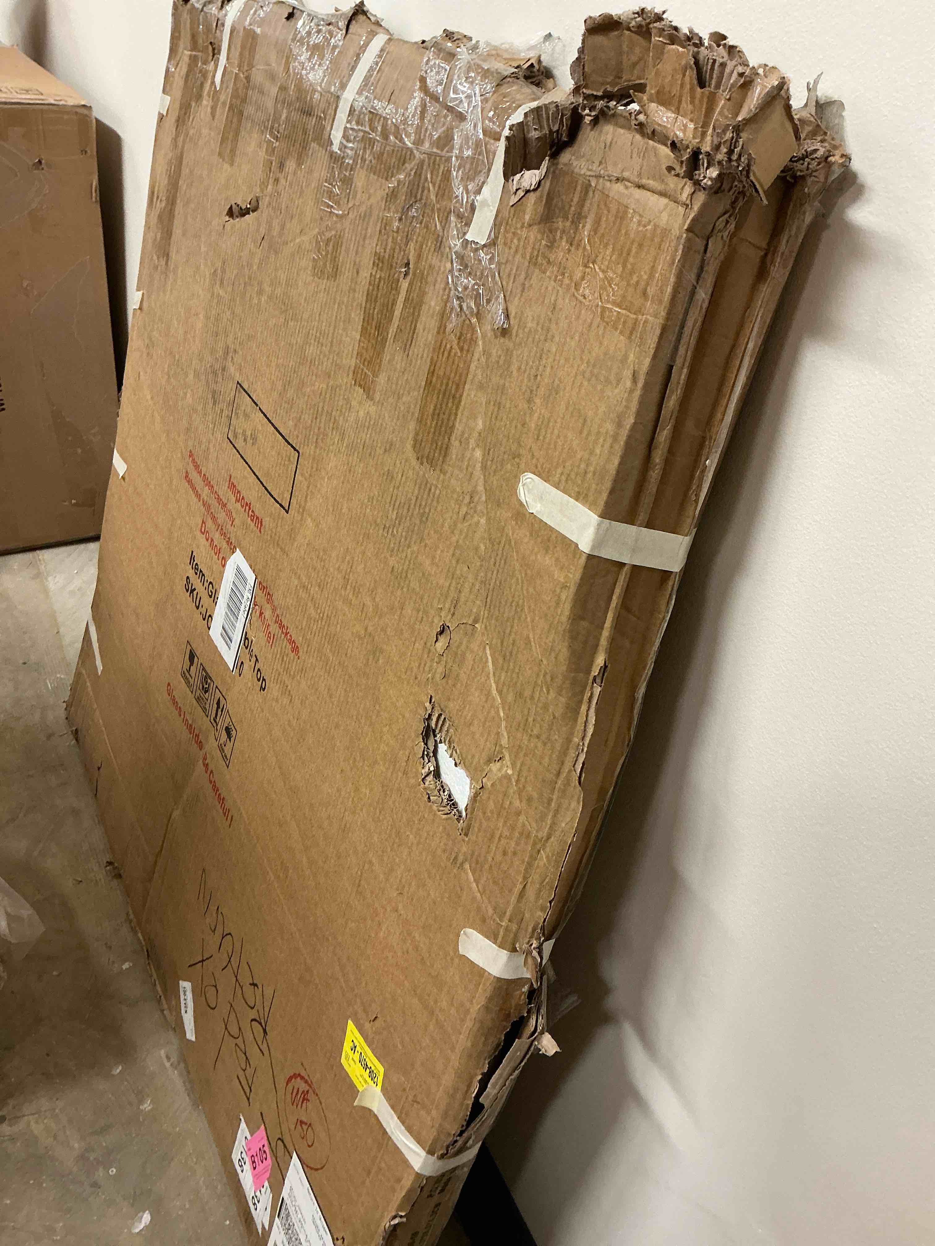 https://s3.amazonaws.com/lotting-images-prod/bidfta/PPE1800231_1760476170602.jpeg