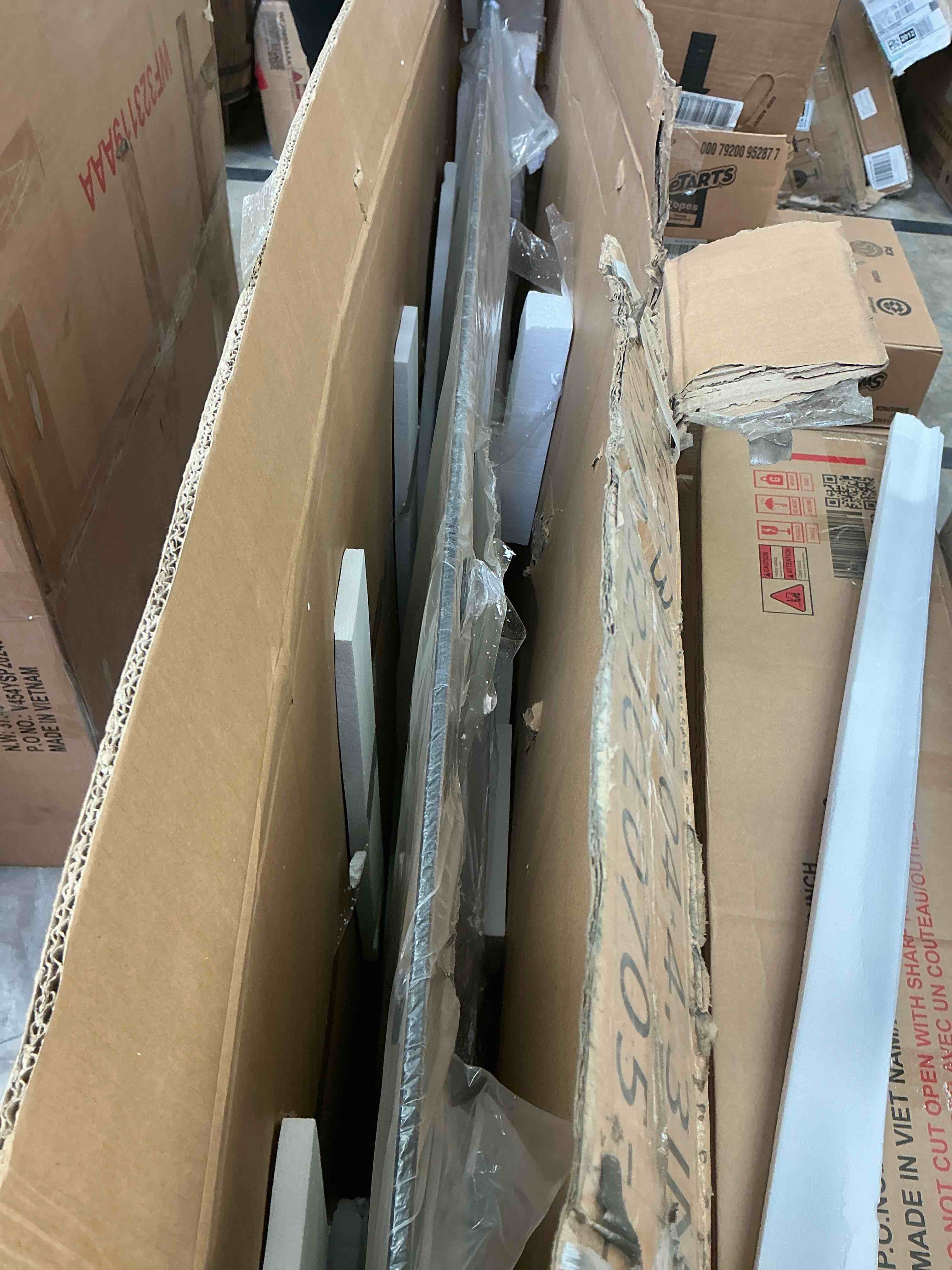 https://s3.amazonaws.com/lotting-images-prod/bidfta/PPE1800282_1760990521342.jpeg