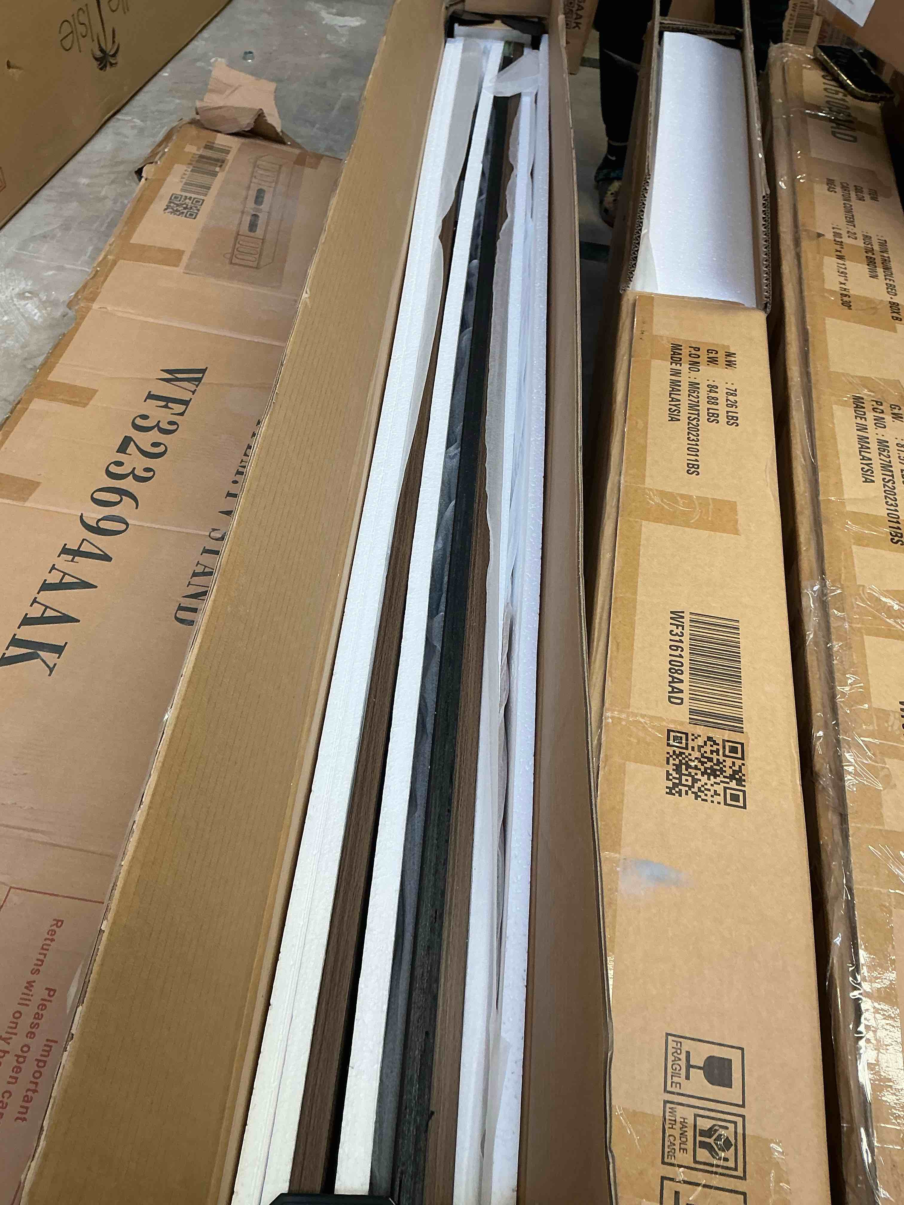 https://s3.amazonaws.com/lotting-images-prod/bidfta/PPE1800296_1760987740859.jpeg