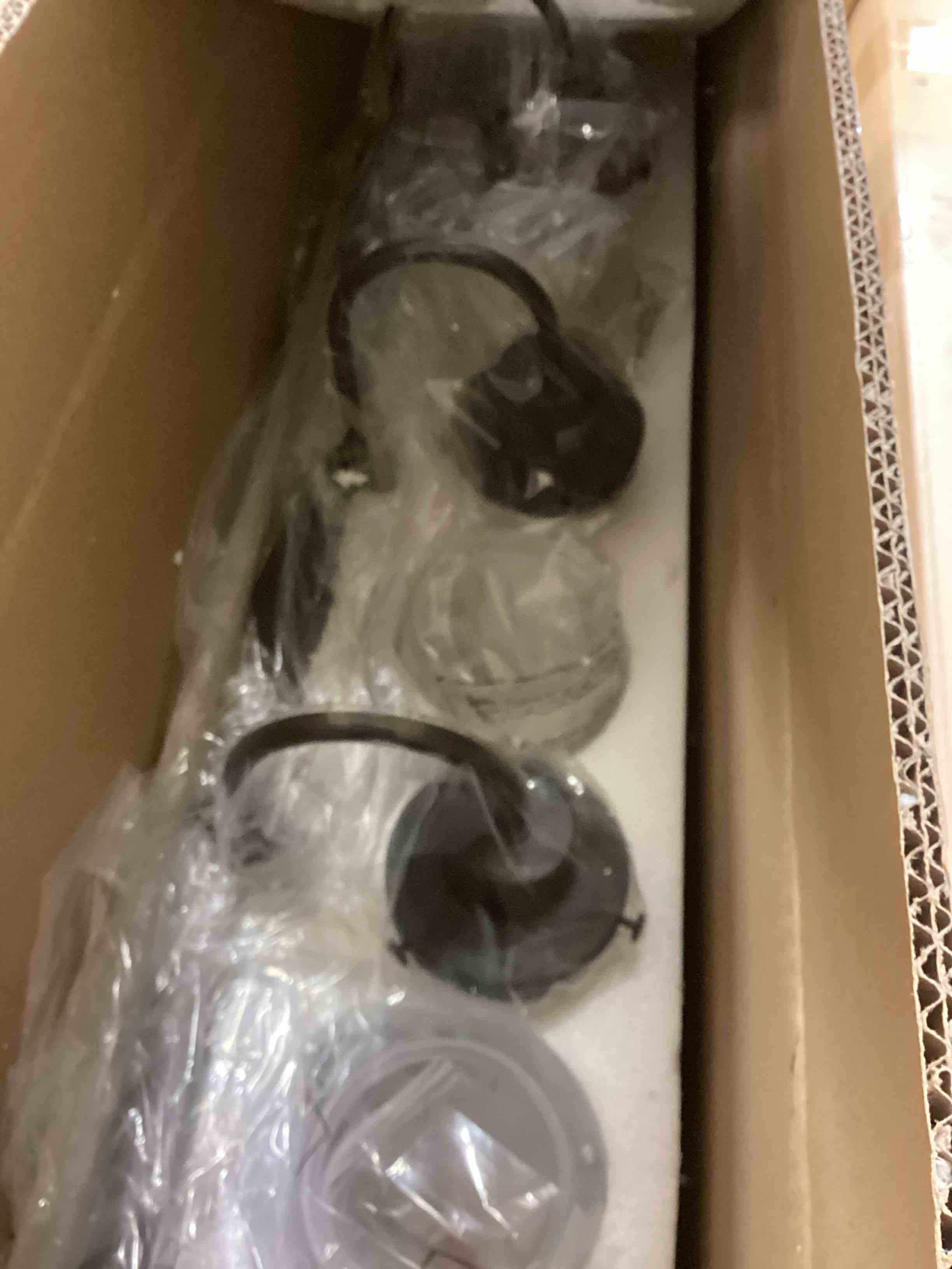 https://s3.amazonaws.com/lotting-images-prod/bidfta/PPE1800328_1761159900598.jpeg