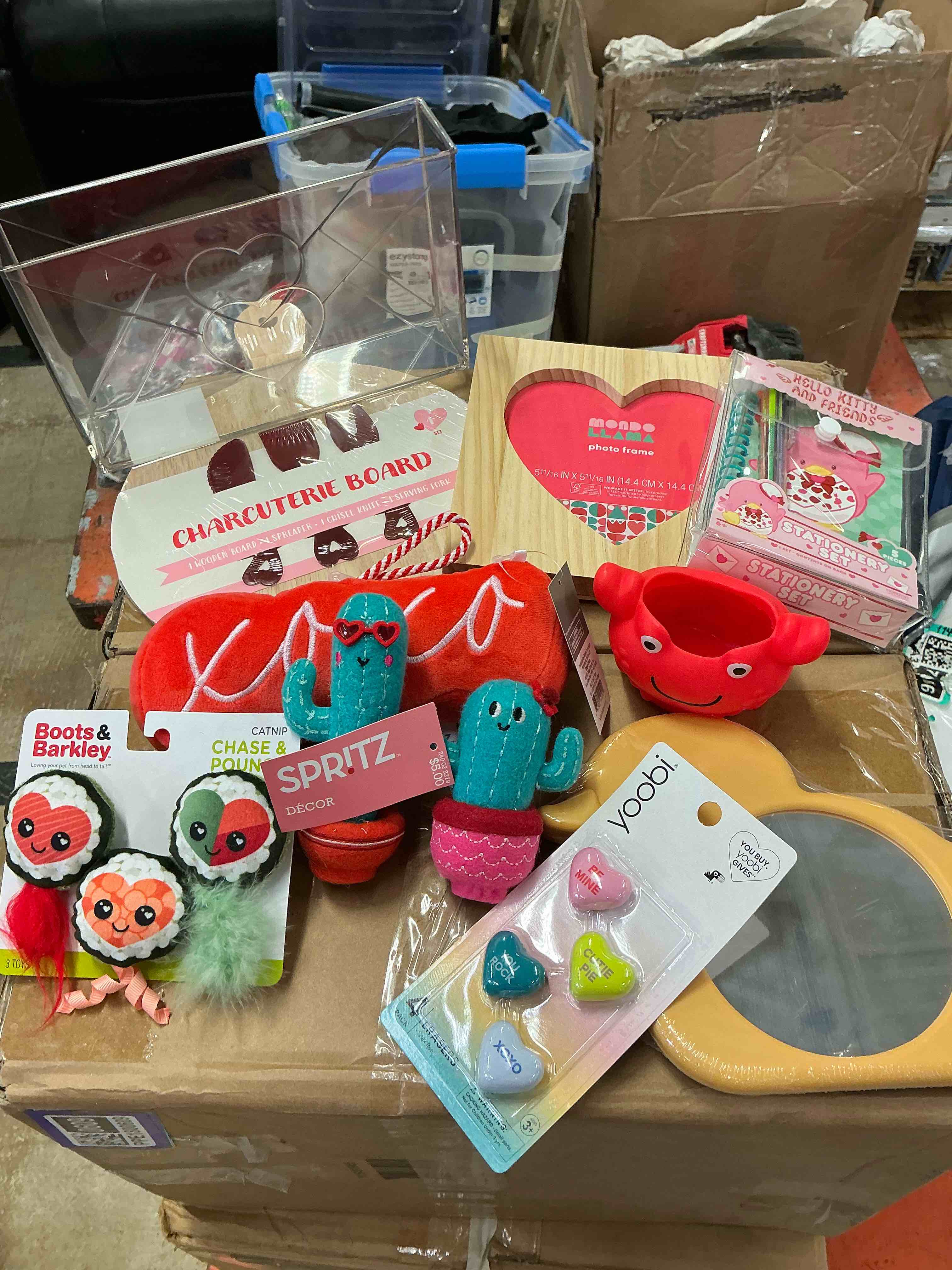 Assorted, Valentine's Day products