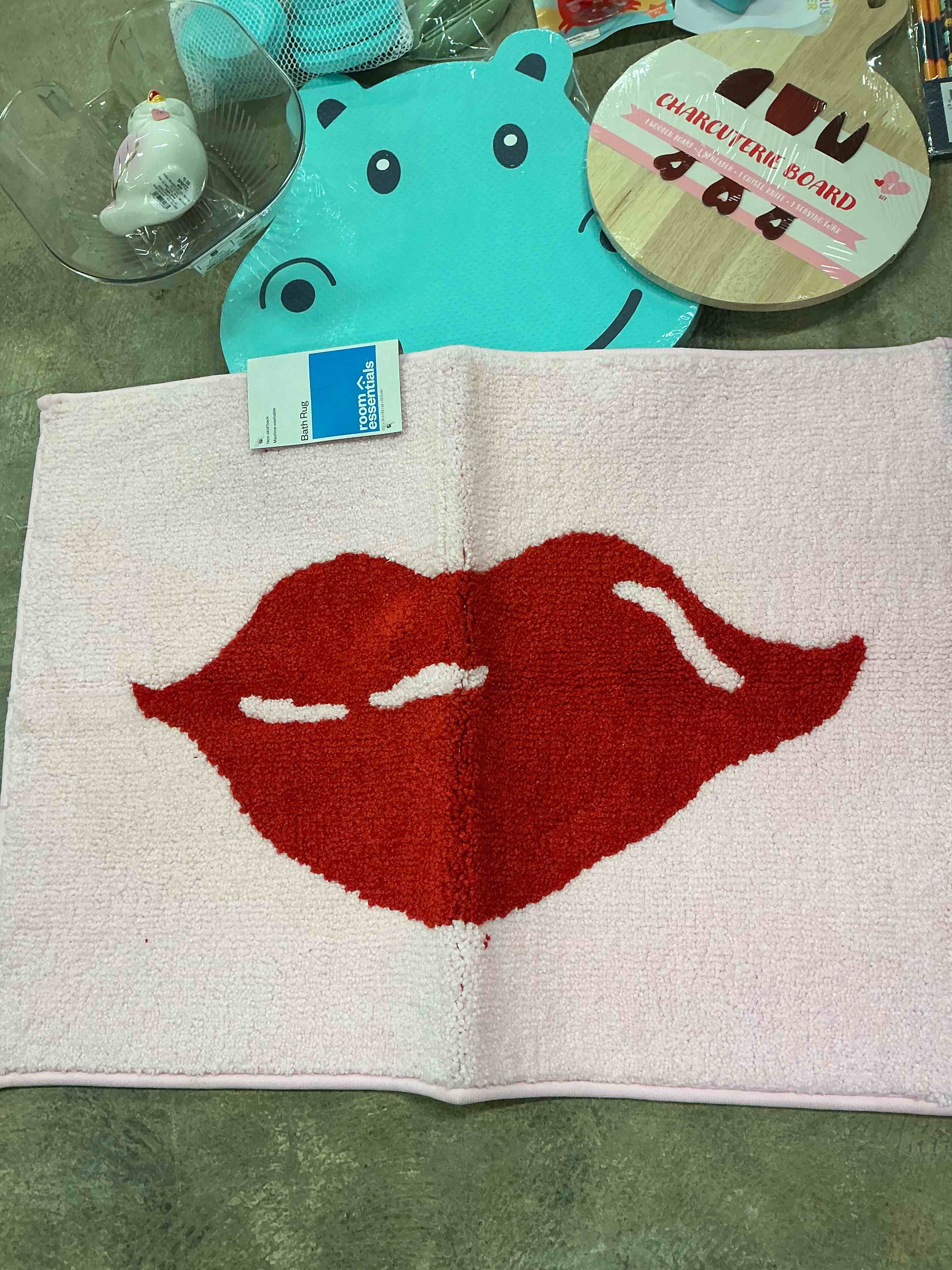 Assorted, 1 Valentine's Day rug, baby toys, 1 chopping board