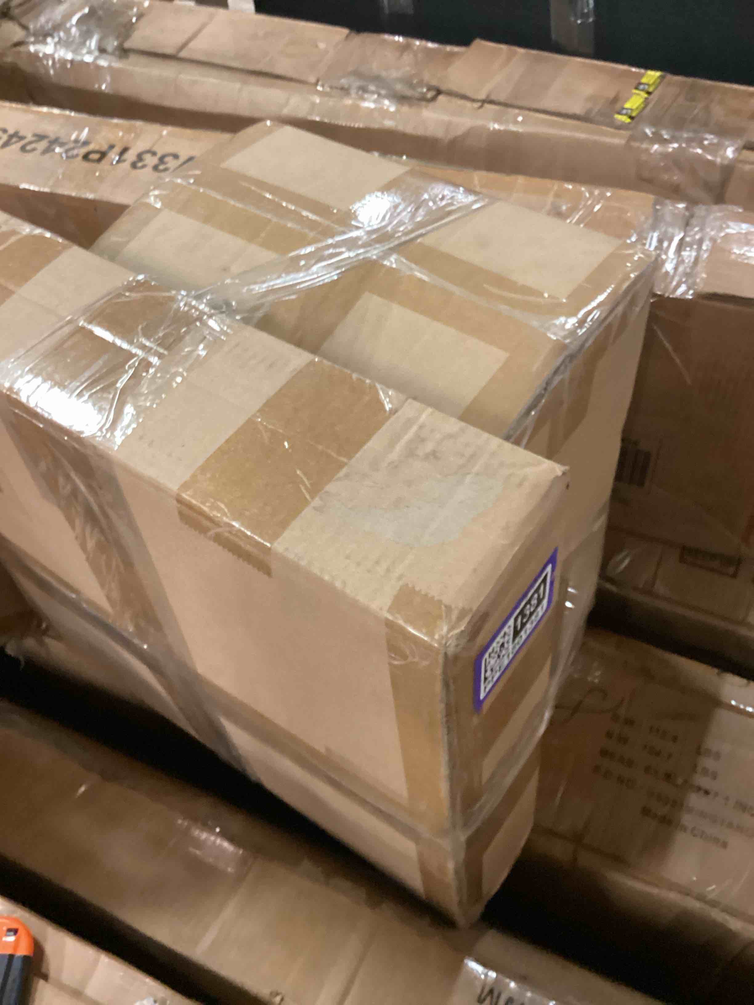 https://s3.amazonaws.com/lotting-images-prod/bidfta/PPE1801381_1750883594711.jpeg