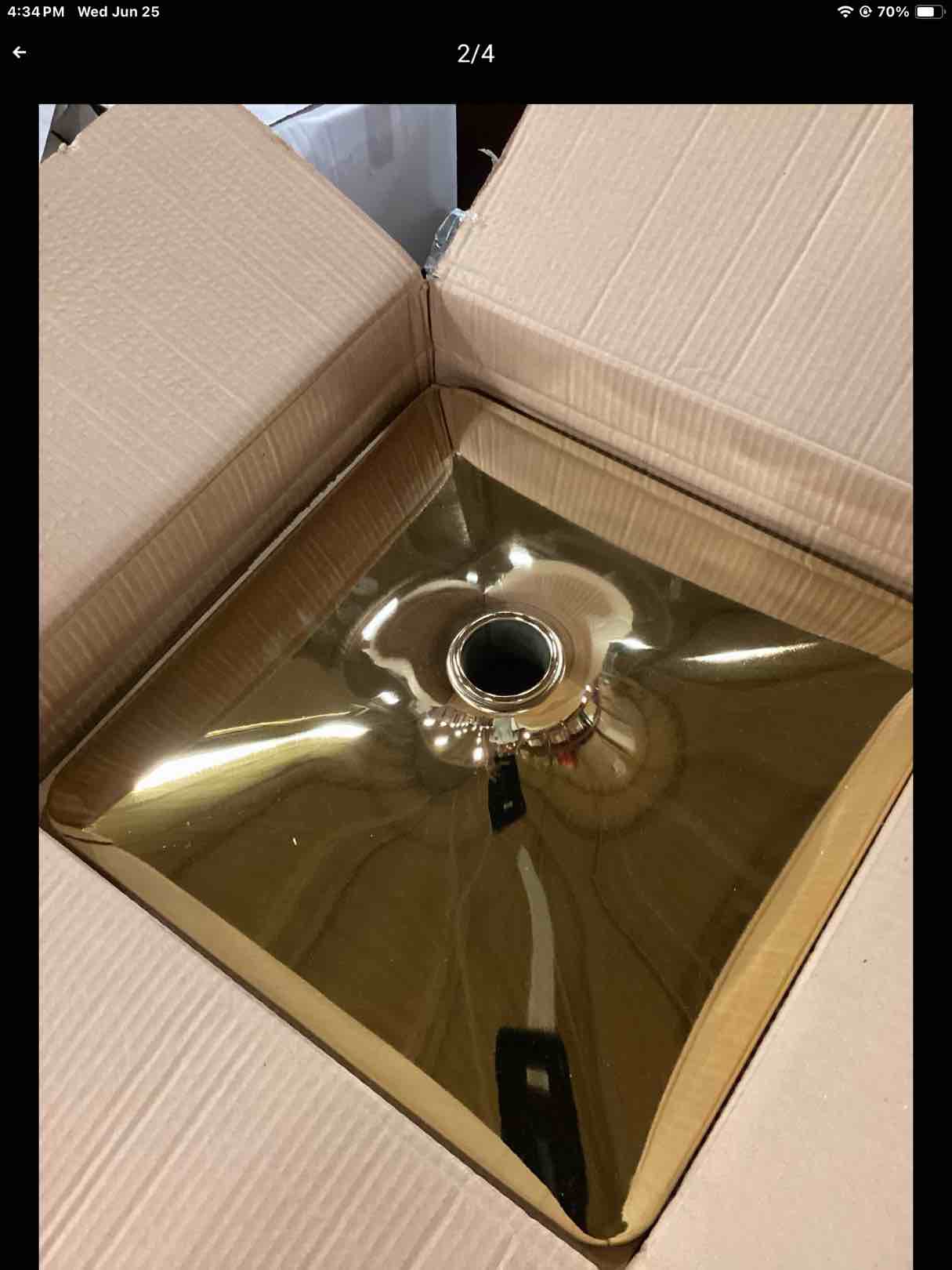 https://s3.amazonaws.com/lotting-images-prod/bidfta/PPE1801381_1750883673287.jpeg