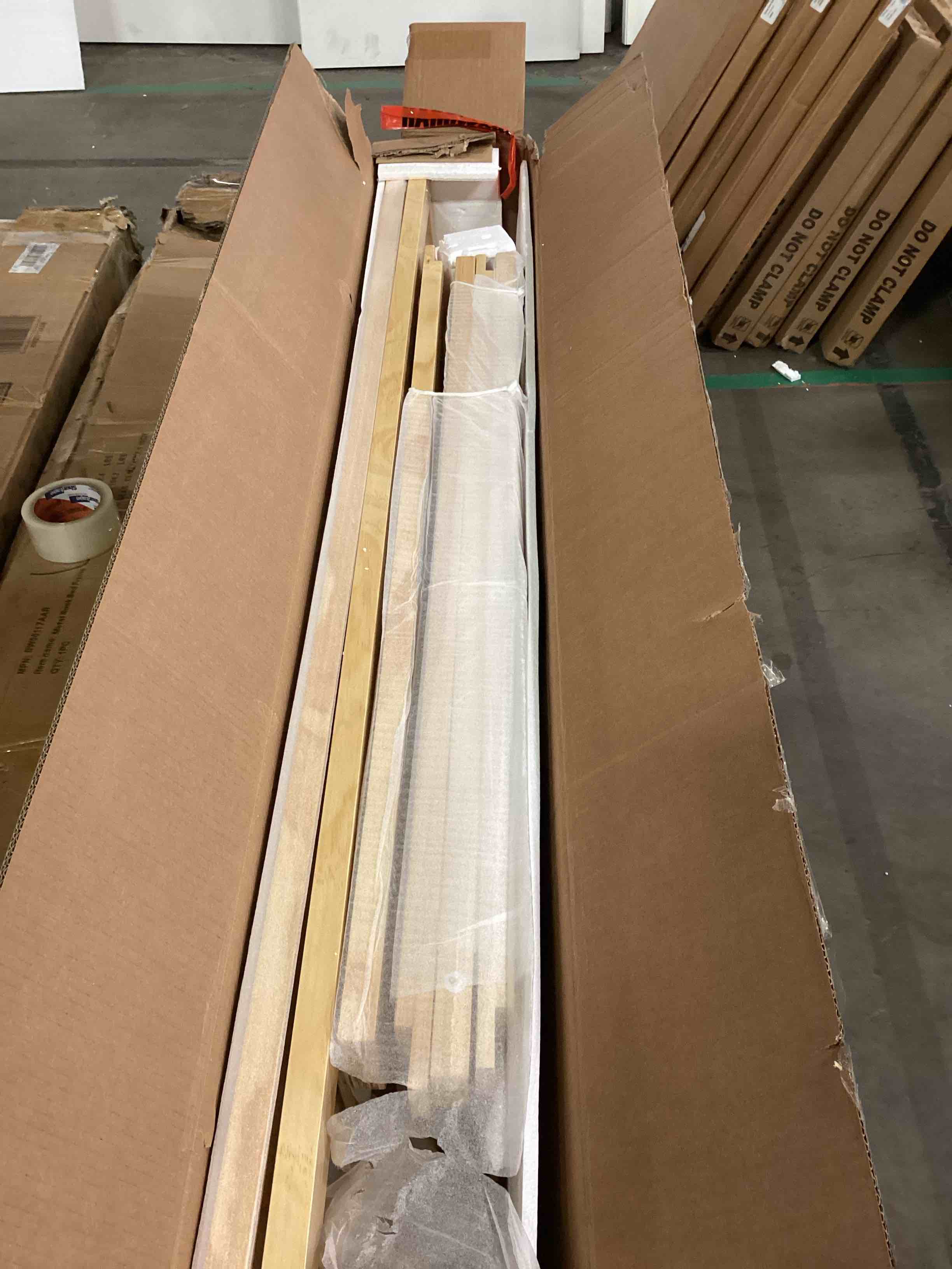 https://s3.amazonaws.com/lotting-images-prod/bidfta/PPE1801382_1750882870449.jpeg