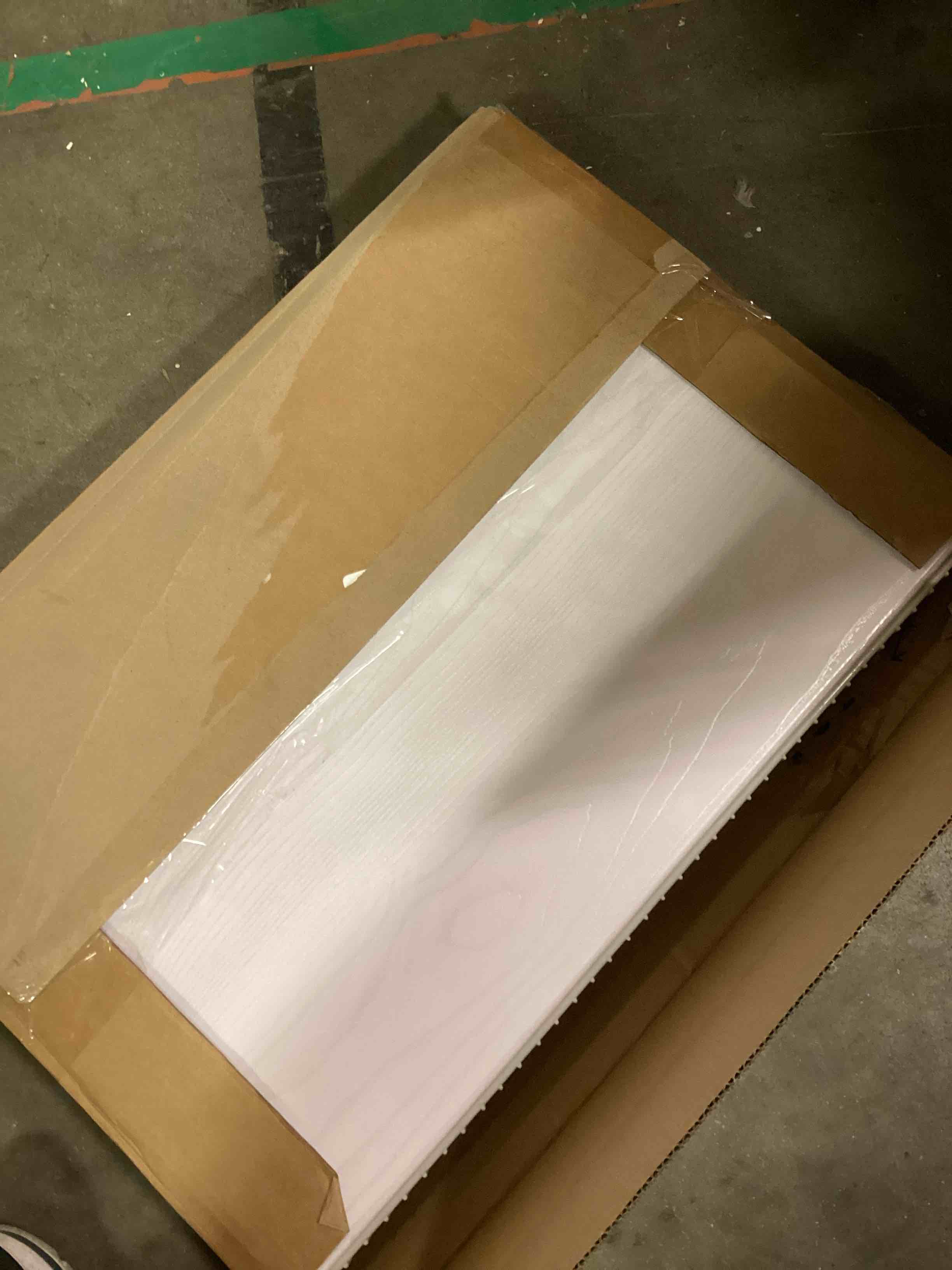 https://s3.amazonaws.com/lotting-images-prod/bidfta/PPE1801403_1750887457225.jpeg