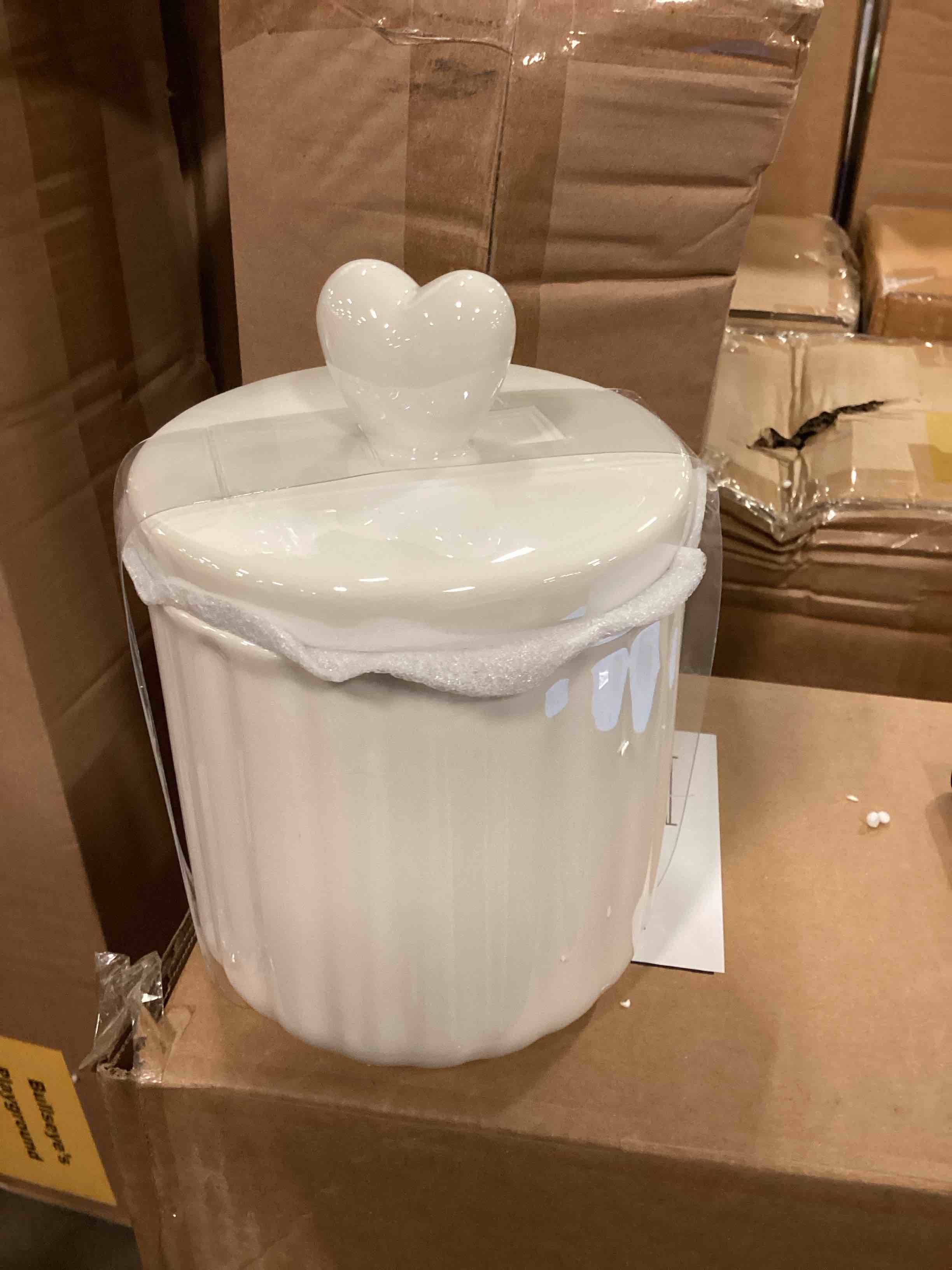https://s3.amazonaws.com/lotting-images-prod/bidfta/PPE1801455_1750972968604.jpeg