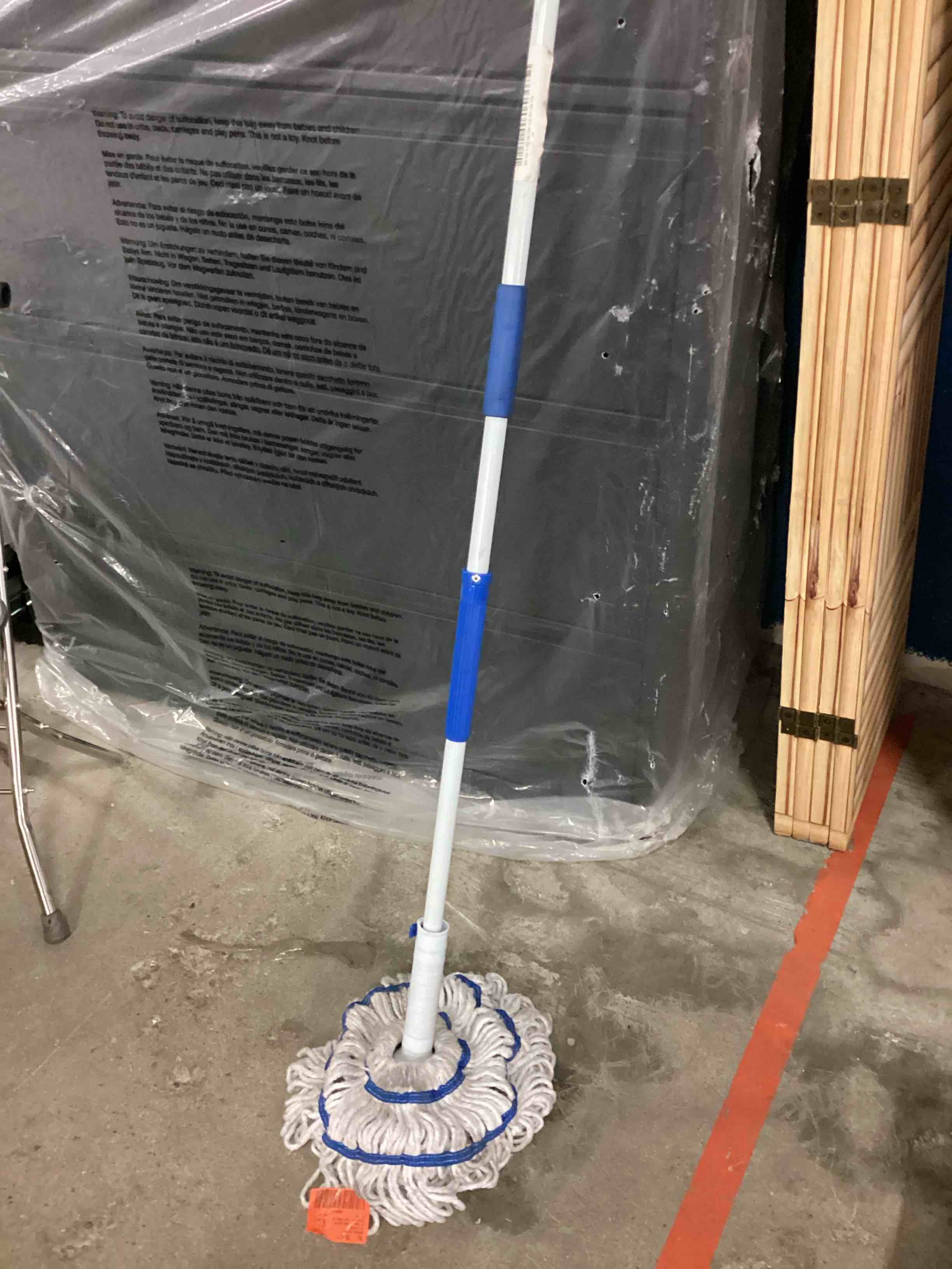 https://s3.amazonaws.com/lotting-images-prod/bidfta/PPE1801833_1751559893422.jpeg