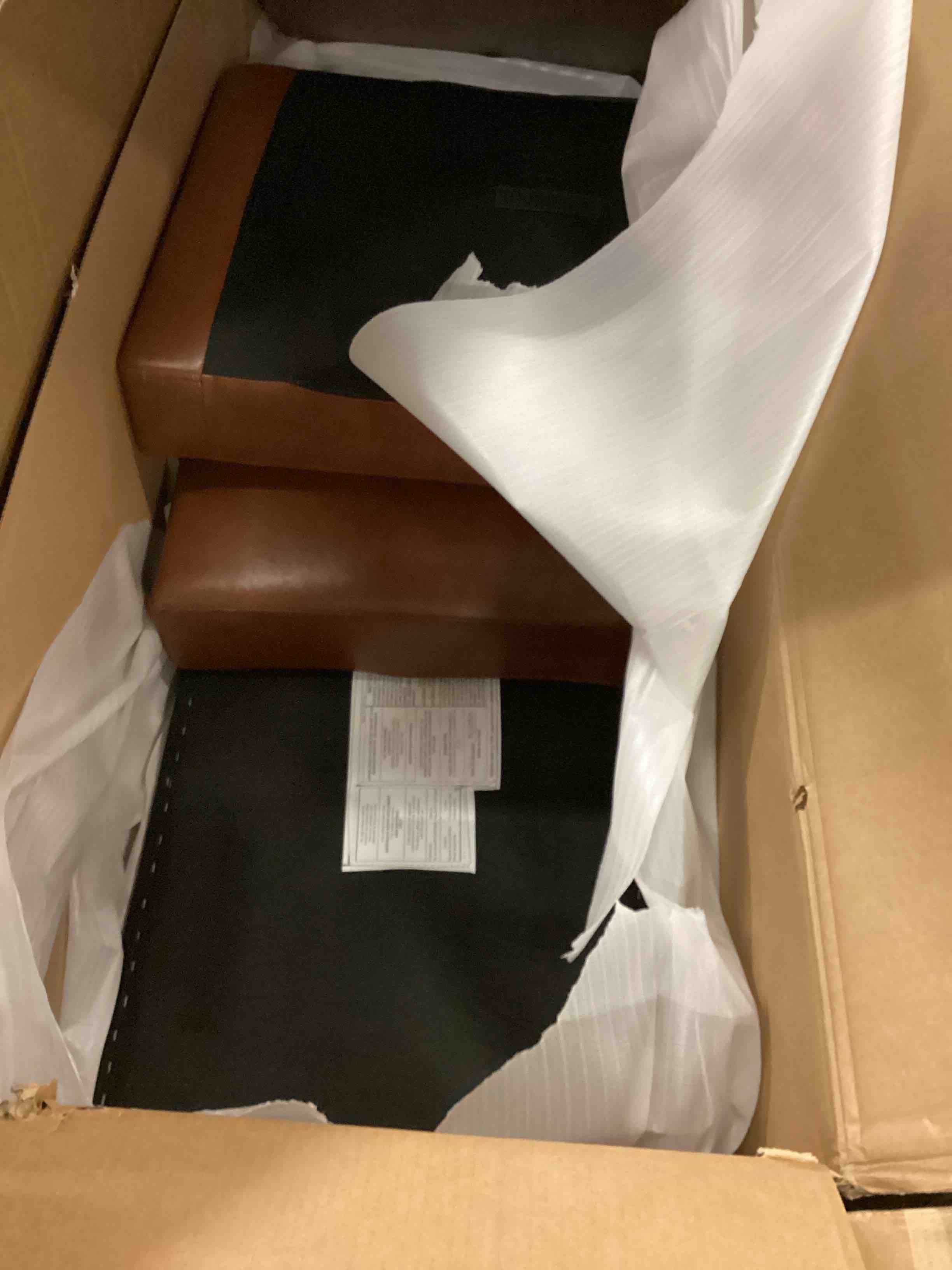 https://s3.amazonaws.com/lotting-images-prod/bidfta/PPE1801996_1753283550037.jpeg