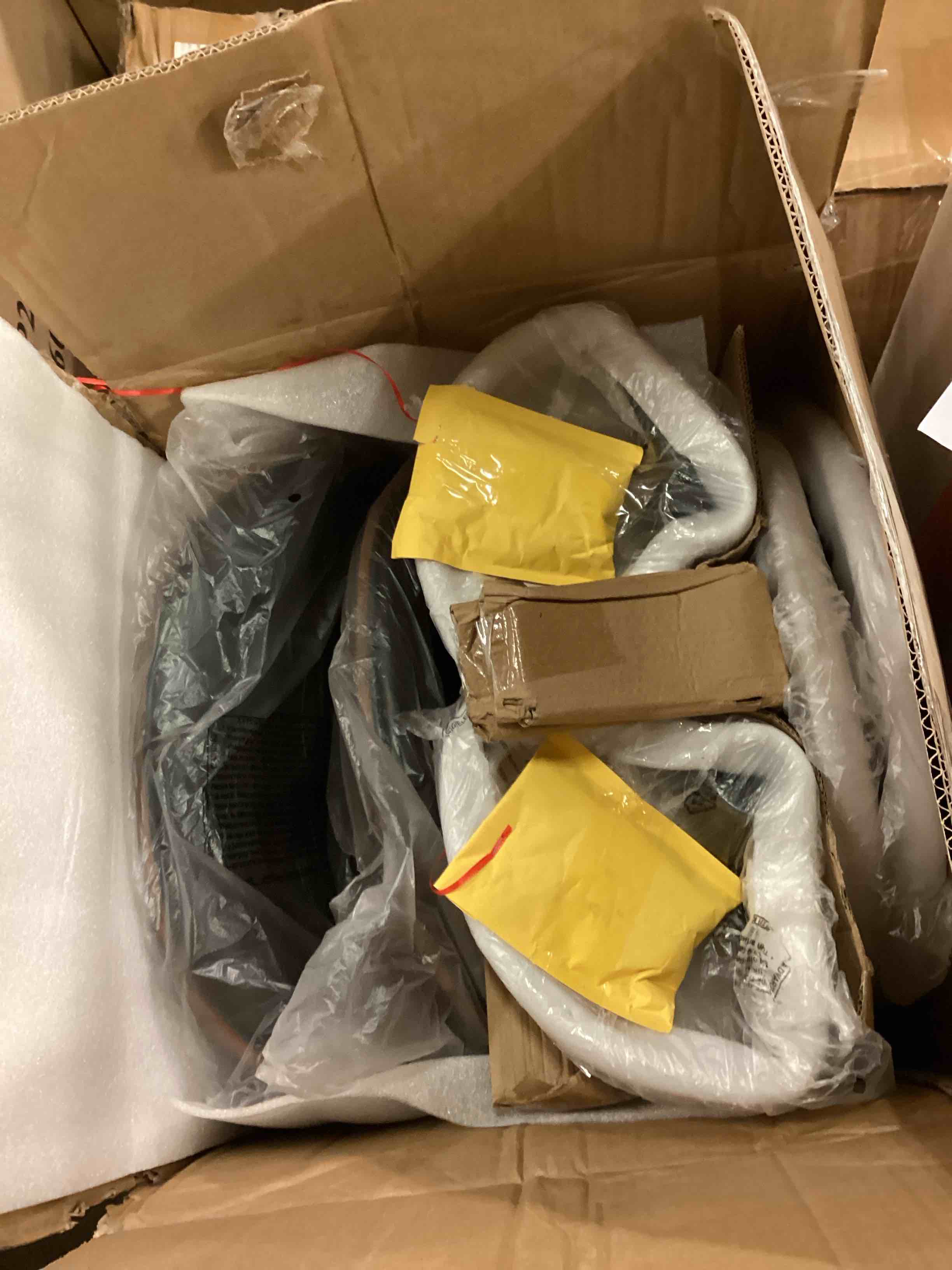 https://s3.amazonaws.com/lotting-images-prod/bidfta/PPE1801998_1753280812870.jpeg