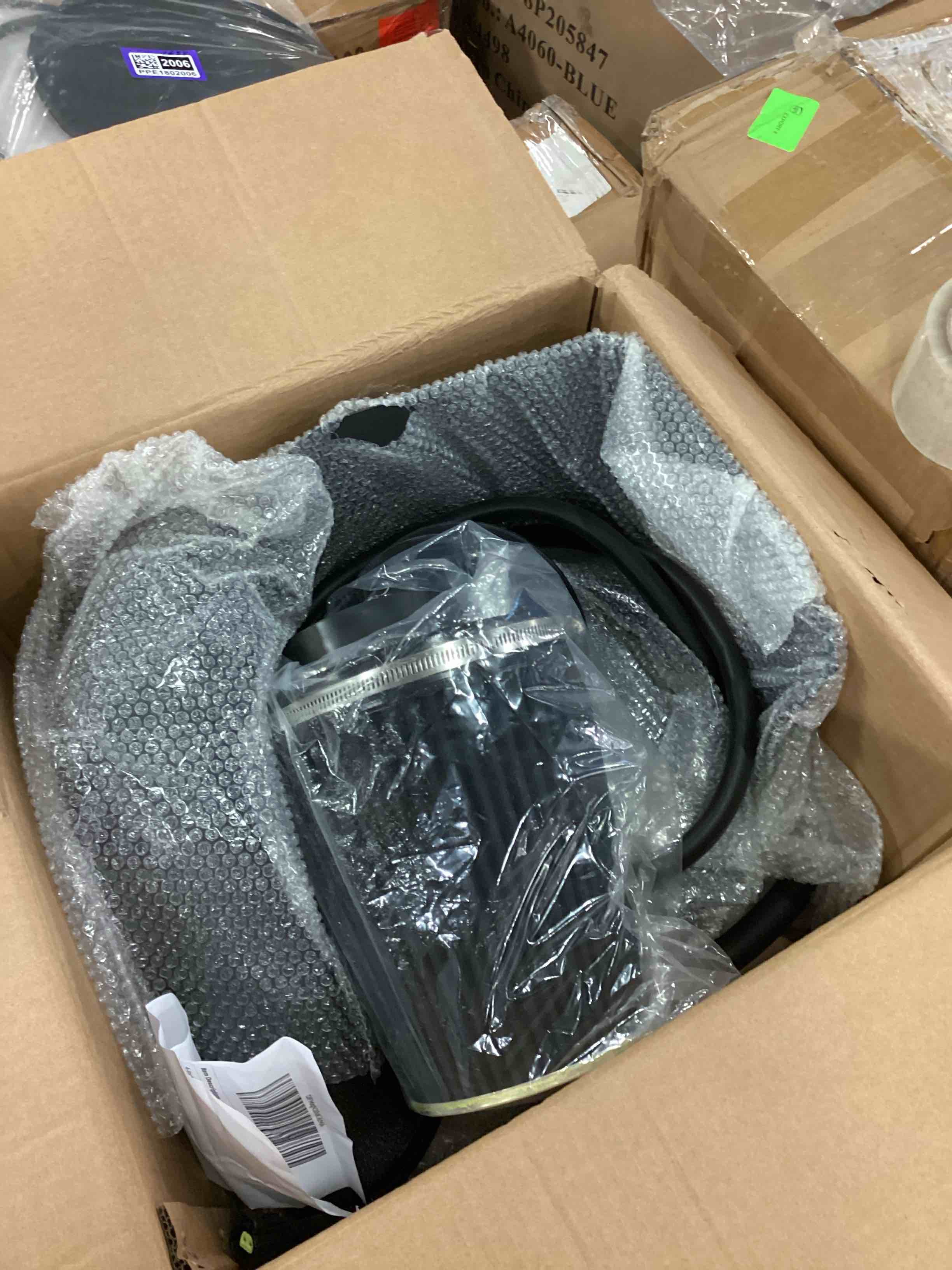 https://s3.amazonaws.com/lotting-images-prod/bidfta/PPE1802008_1753287950034.jpeg