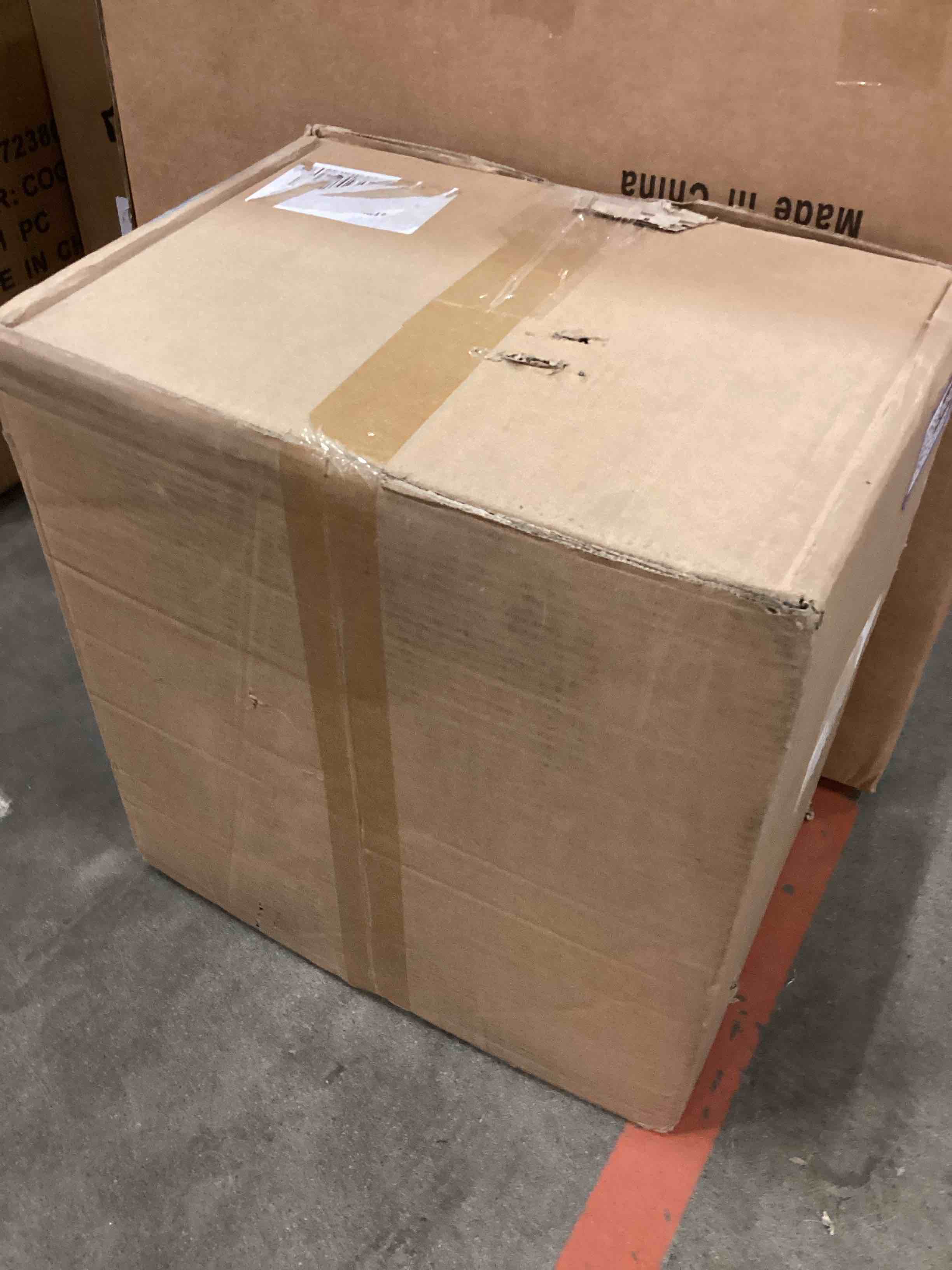 https://s3.amazonaws.com/lotting-images-prod/bidfta/PPE1802008_1753288006361.jpeg