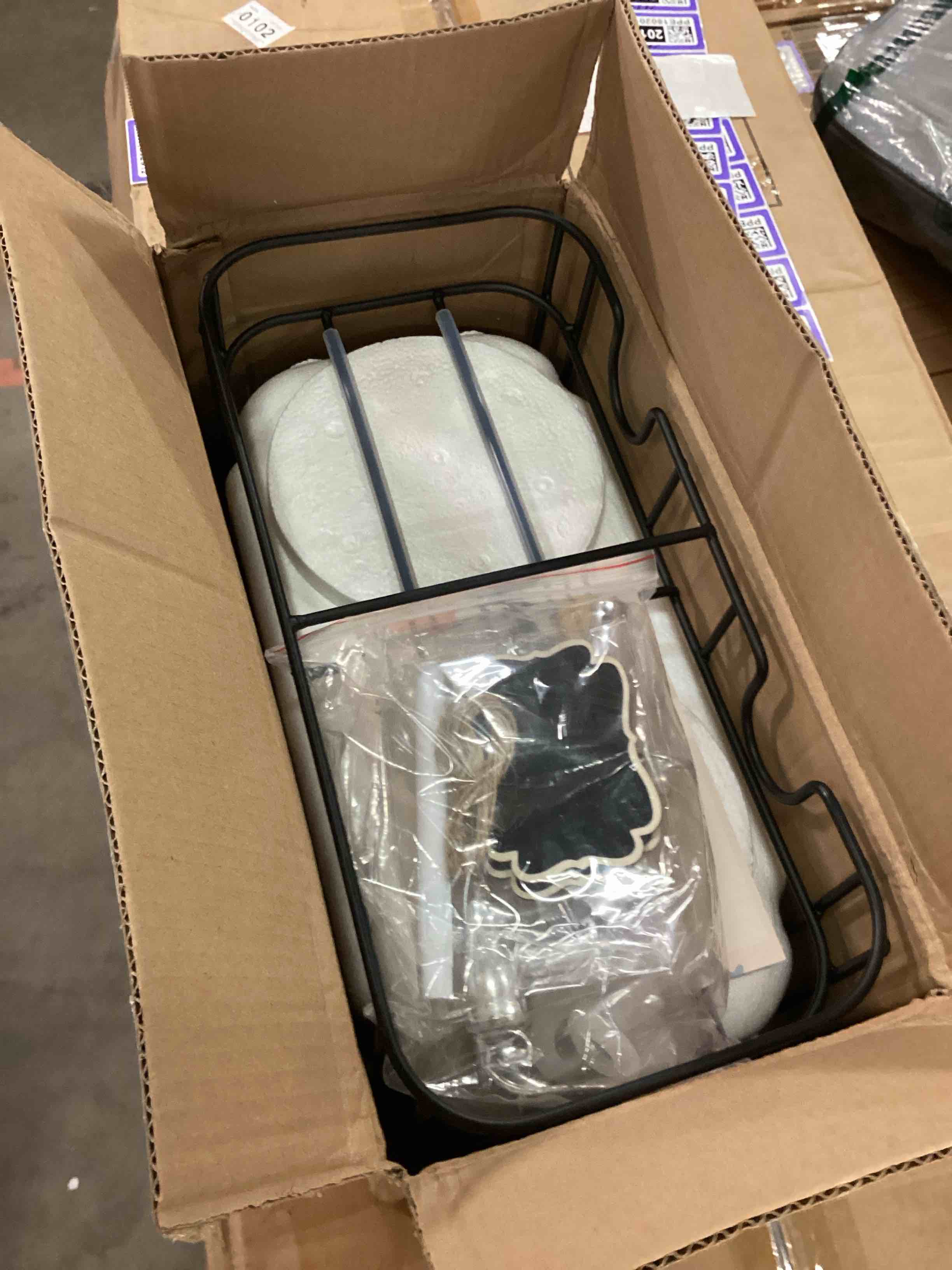 https://s3.amazonaws.com/lotting-images-prod/bidfta/PPE1802009_1753288301502.jpeg