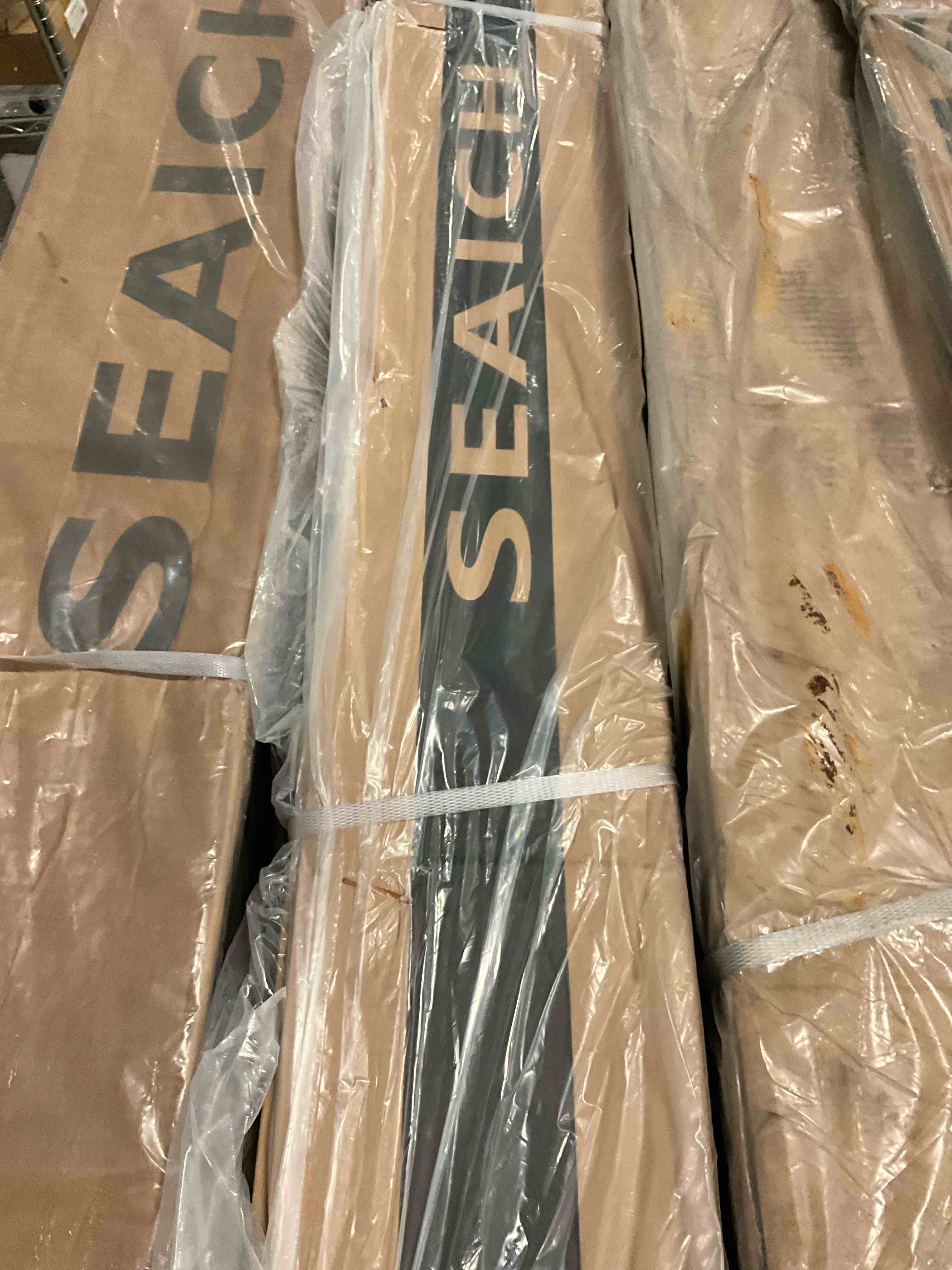 https://s3.amazonaws.com/lotting-images-prod/bidfta/PPE1802199_1754320219992.jpeg