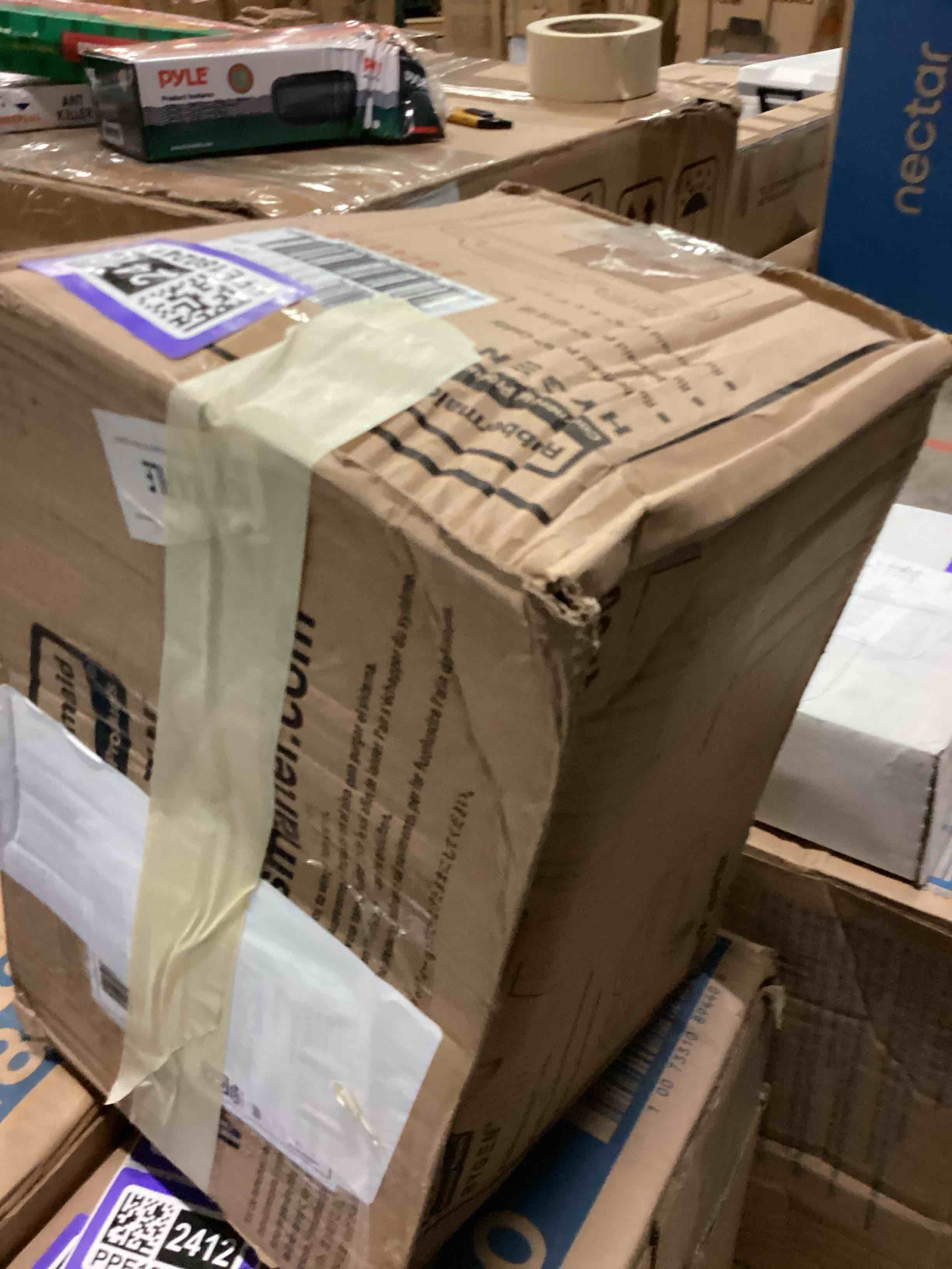 https://s3.amazonaws.com/lotting-images-prod/bidfta/PPE1802410_1757346041385.jpeg