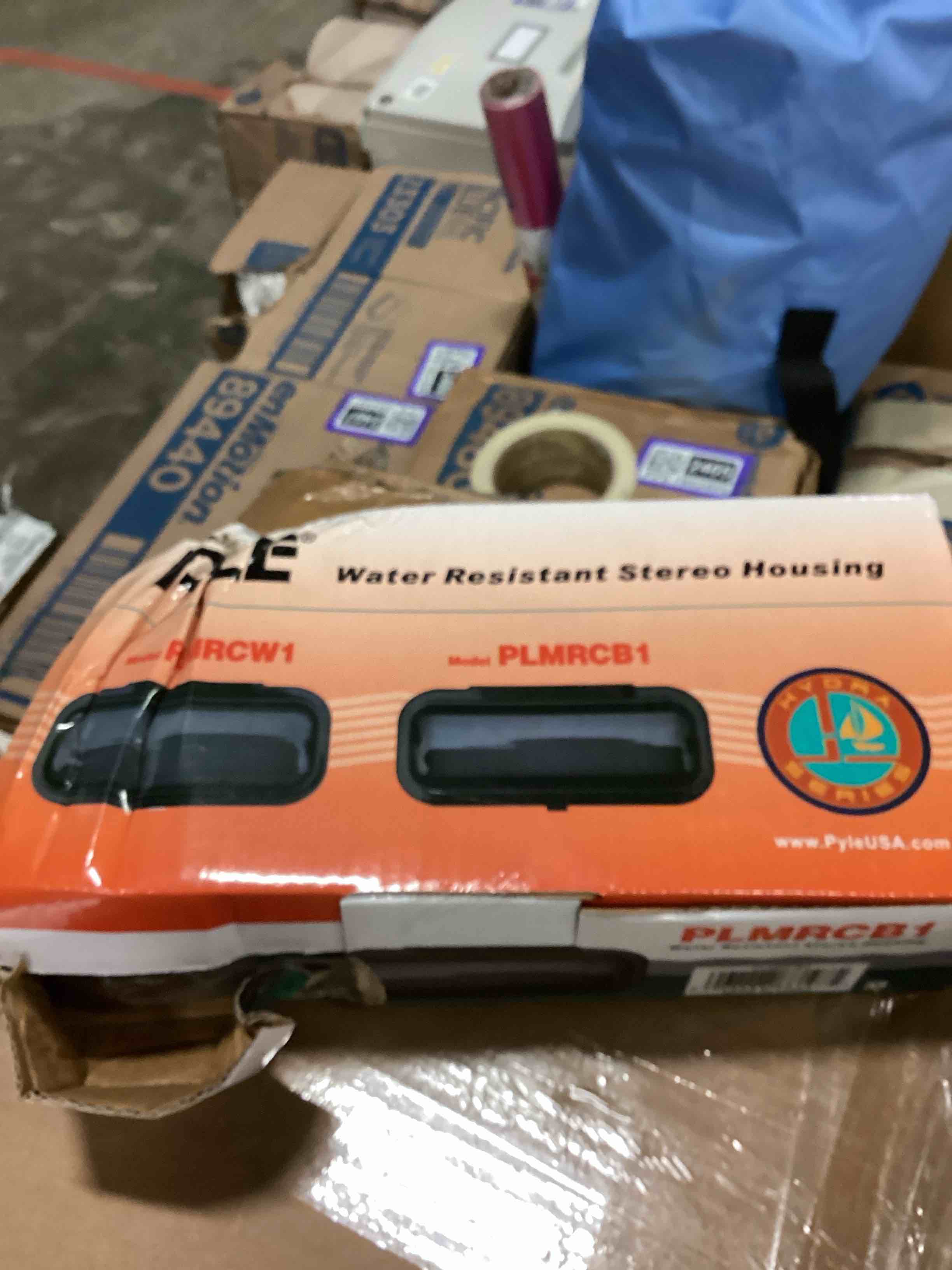 https://s3.amazonaws.com/lotting-images-prod/bidfta/PPE1802582_1757347880942.jpeg