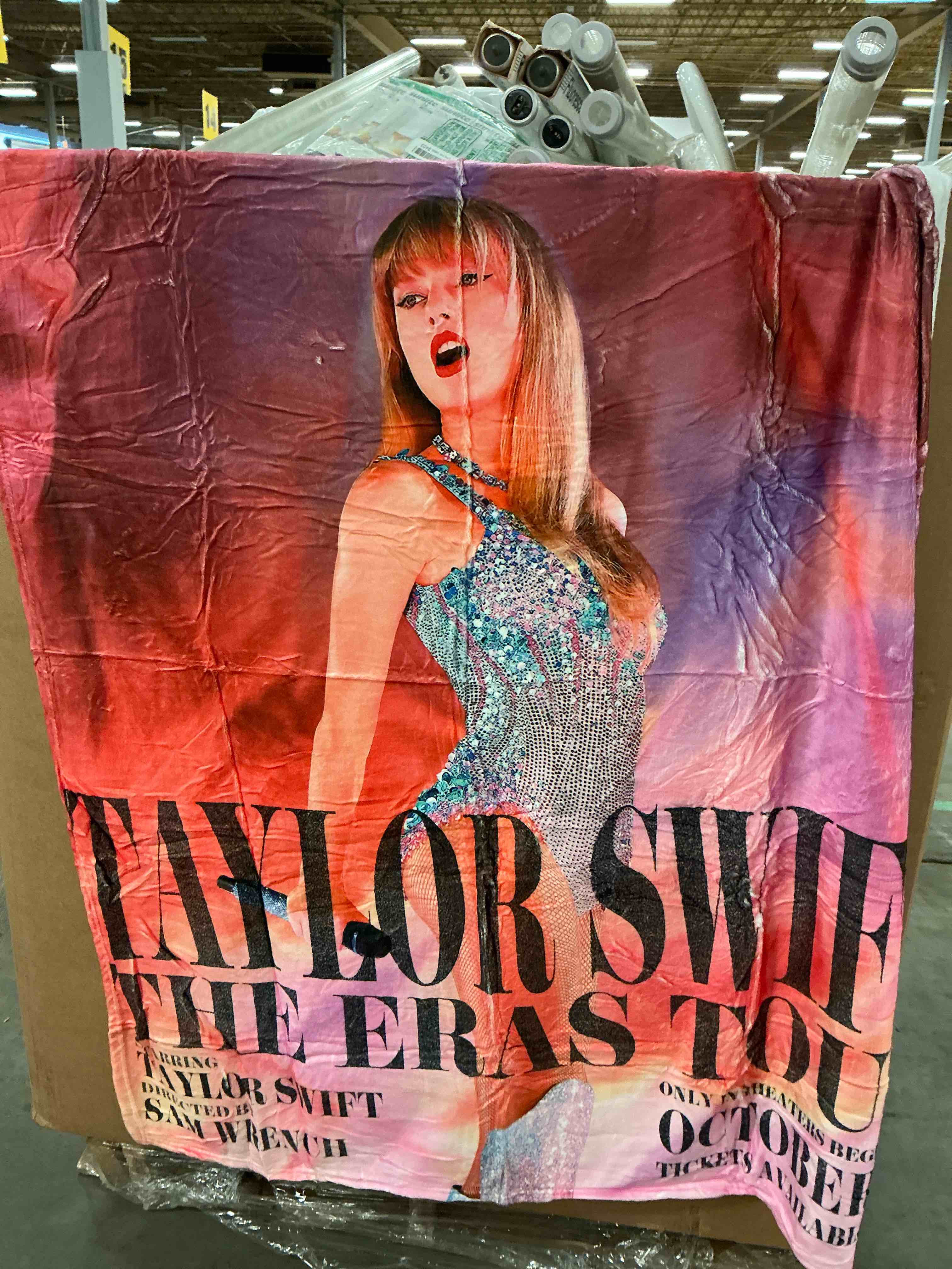Blanquett by Taylor Swift pink color