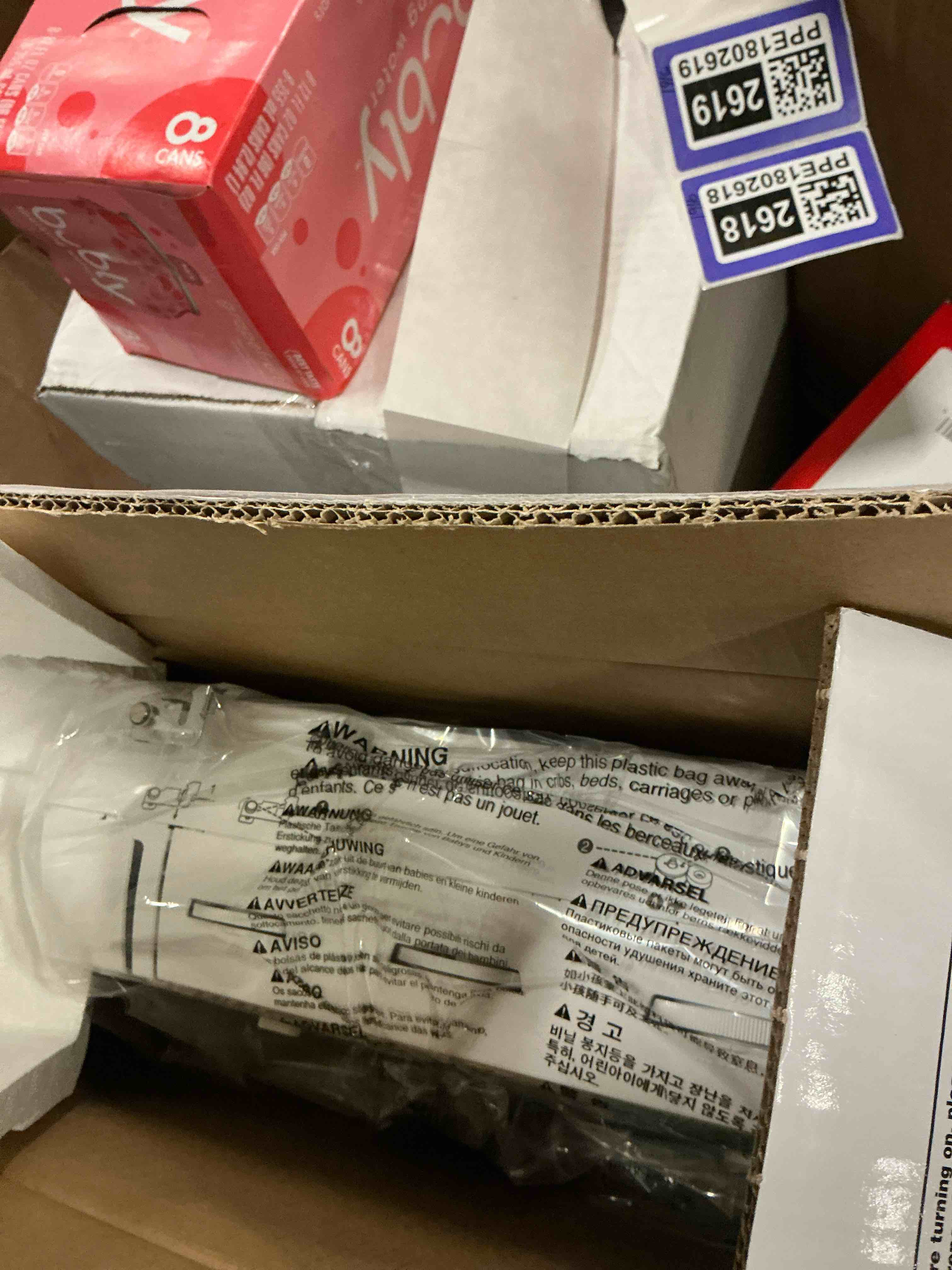 https://s3.amazonaws.com/lotting-images-prod/bidfta/PPE1802619_1757429002859.jpeg