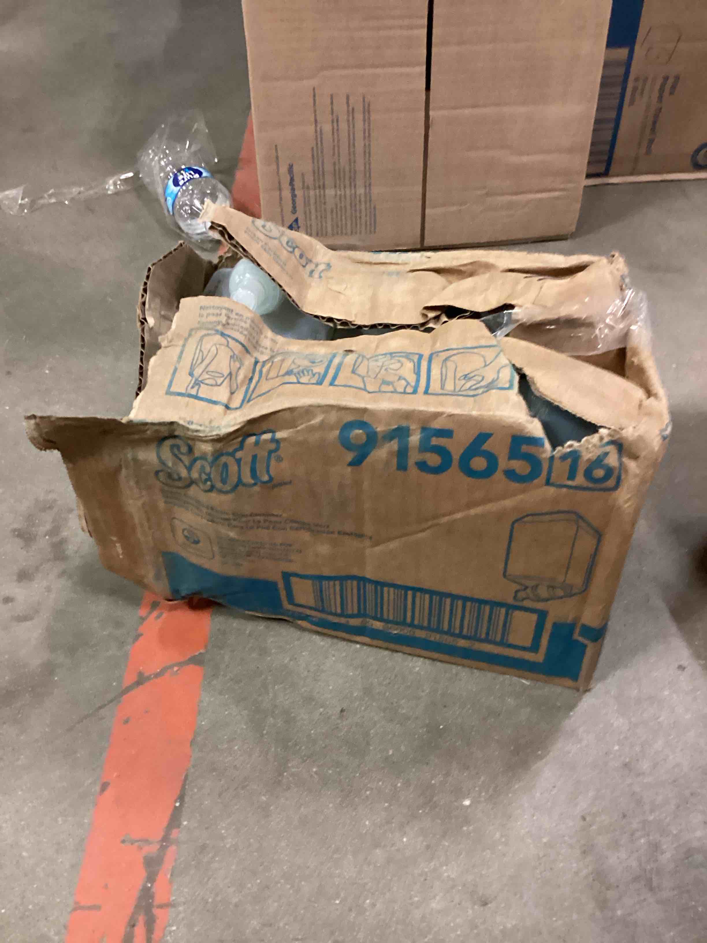 https://s3.amazonaws.com/lotting-images-prod/bidfta/PPE1802679_1757361513143.jpeg