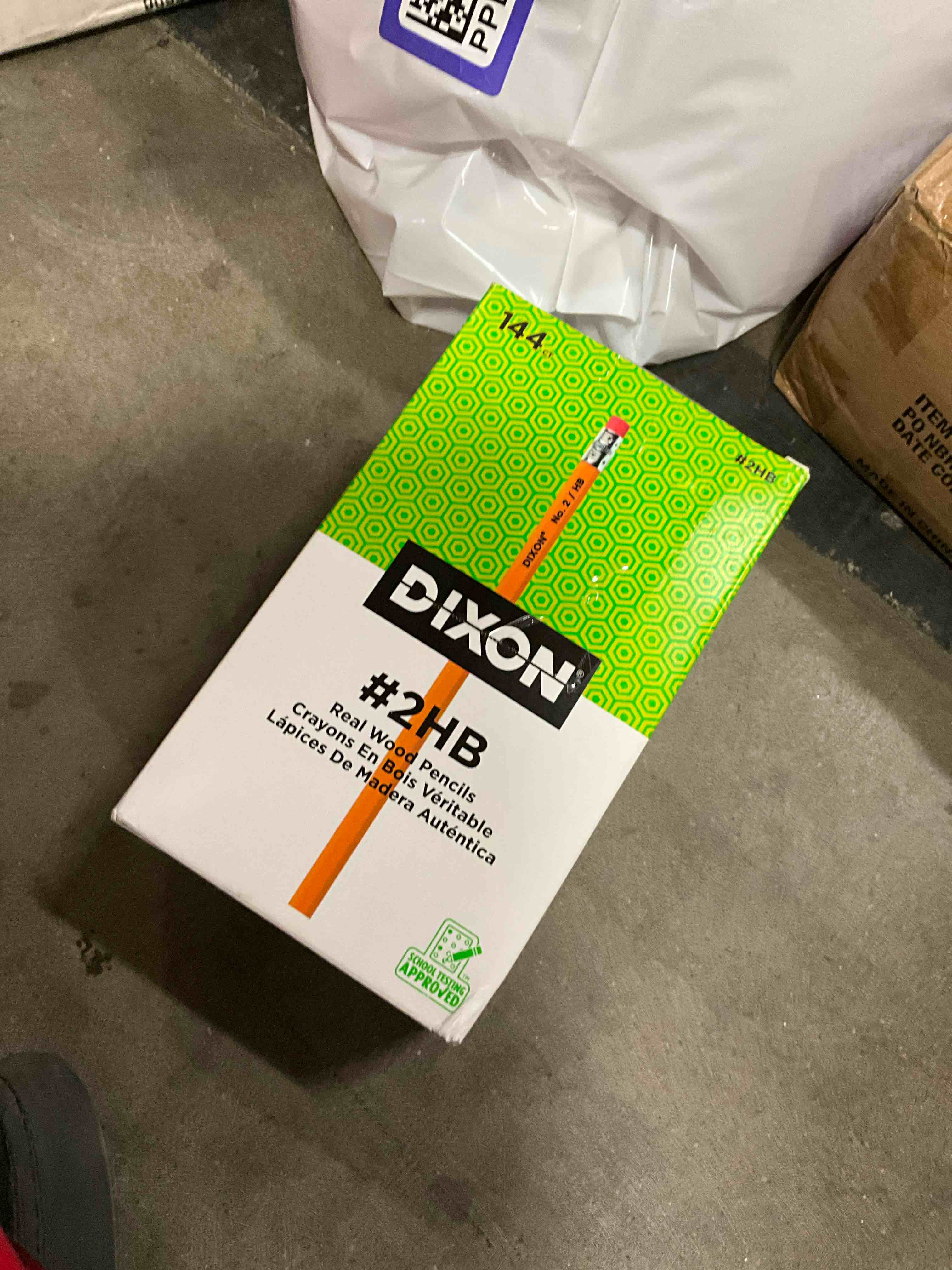 https://s3.amazonaws.com/lotting-images-prod/bidfta/PPE1802751_1757364395741.jpeg