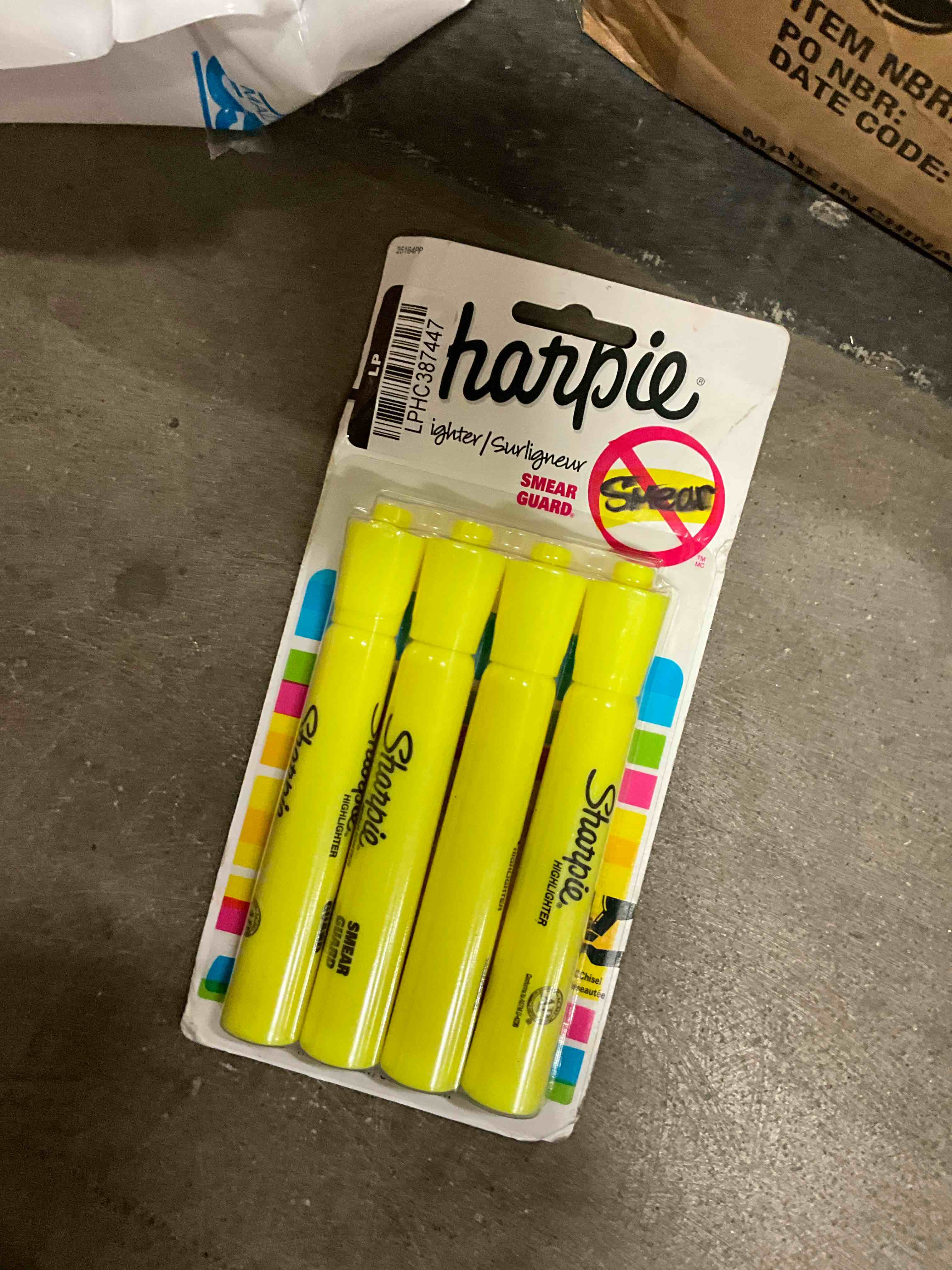 https://s3.amazonaws.com/lotting-images-prod/bidfta/PPE1802752_1757364472786.jpeg