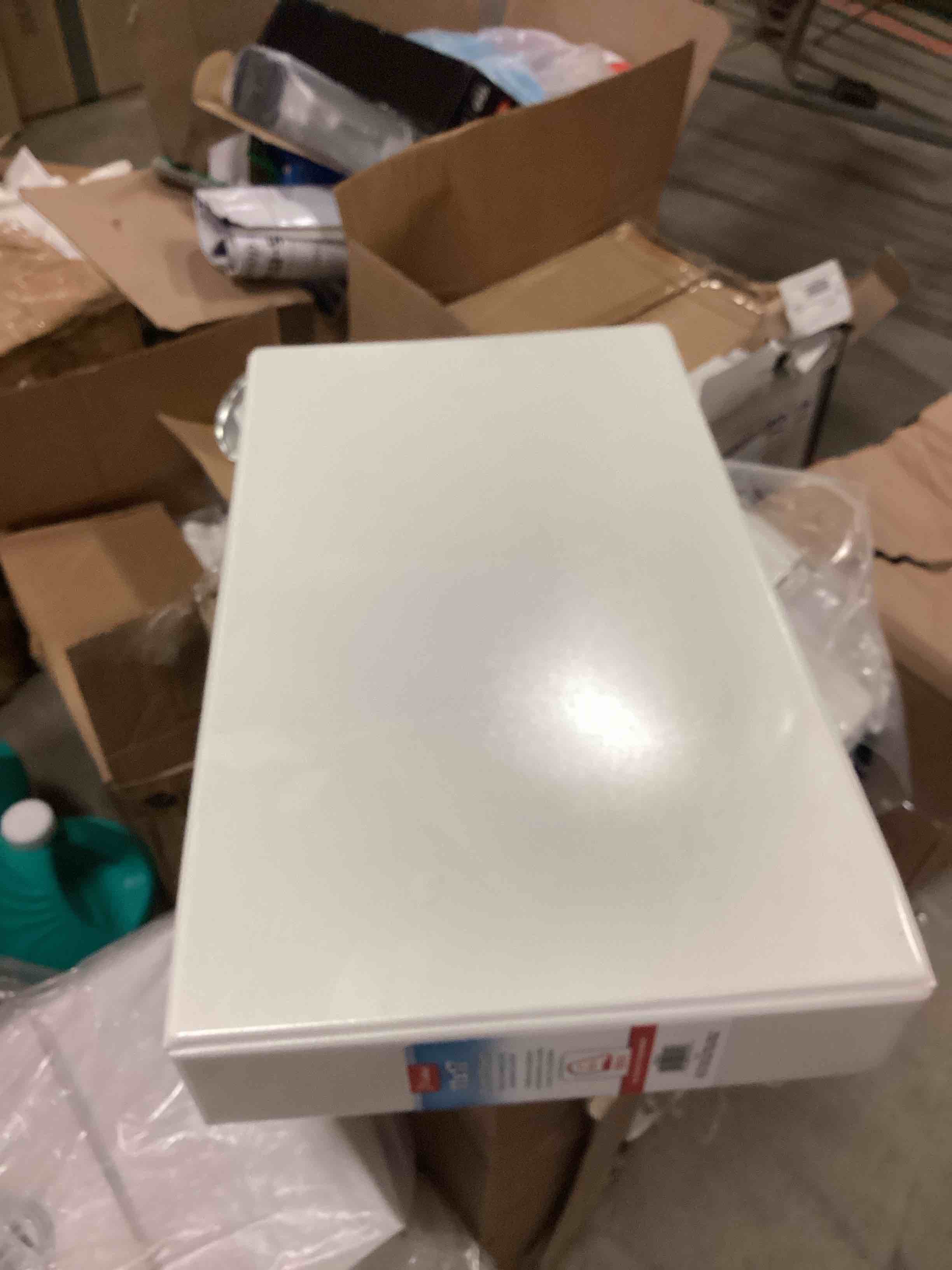 https://s3.amazonaws.com/lotting-images-prod/bidfta/PPE1802768_1757428144025.jpeg