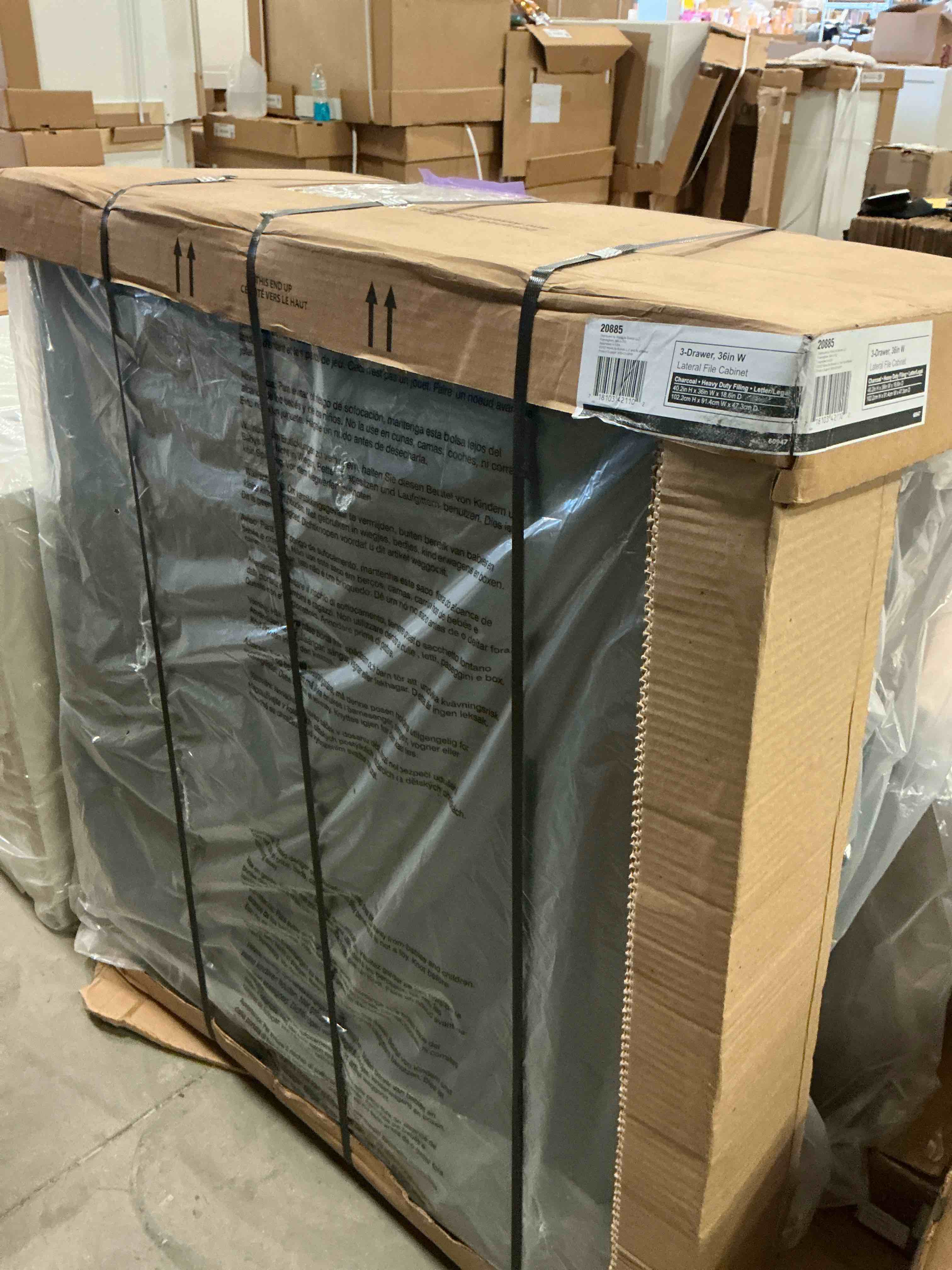 https://s3.amazonaws.com/lotting-images-prod/bidfta/PPE1802797_1757432511921.jpeg