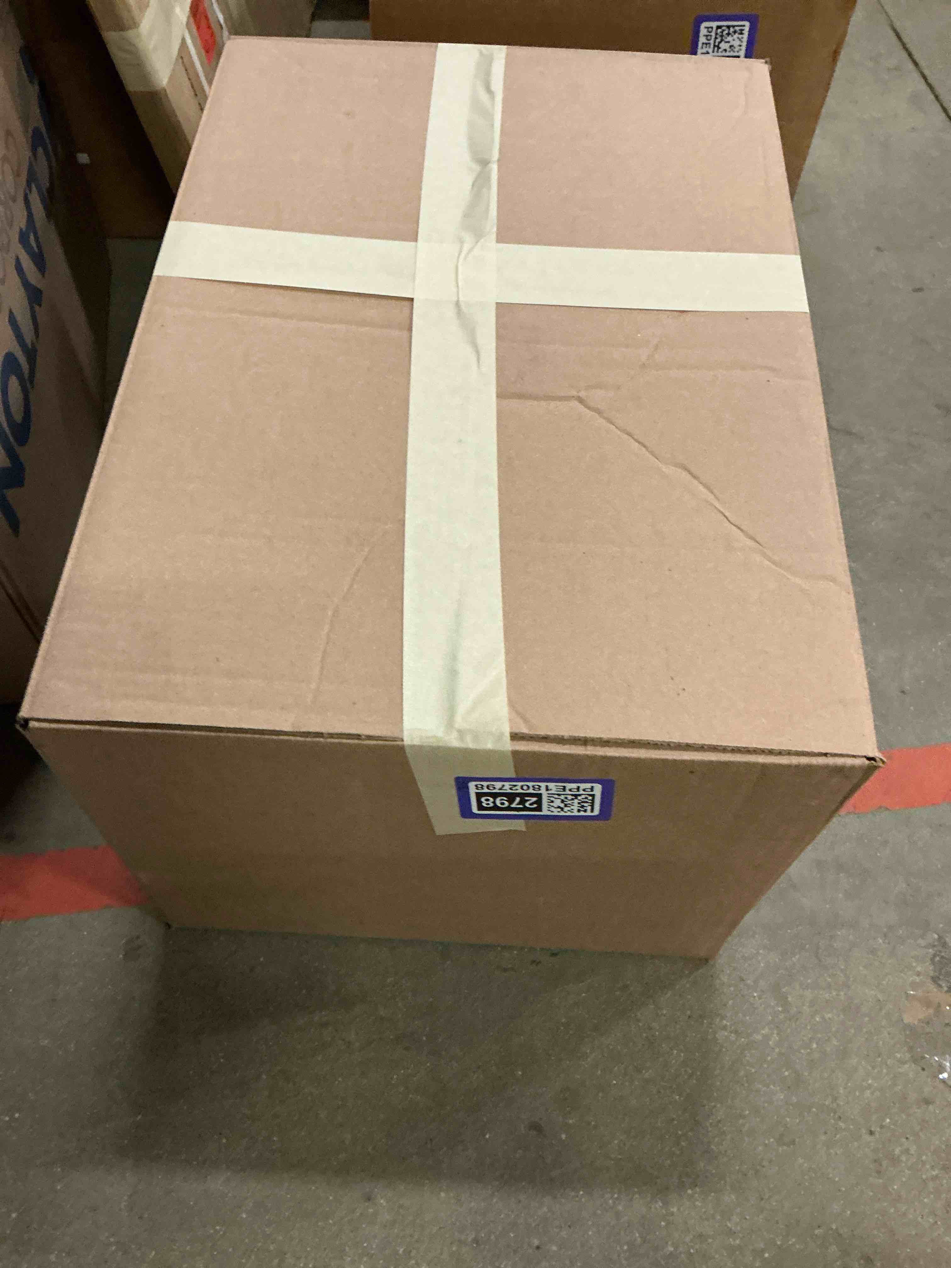 https://s3.amazonaws.com/lotting-images-prod/bidfta/PPE1802798_1757432427611.jpeg