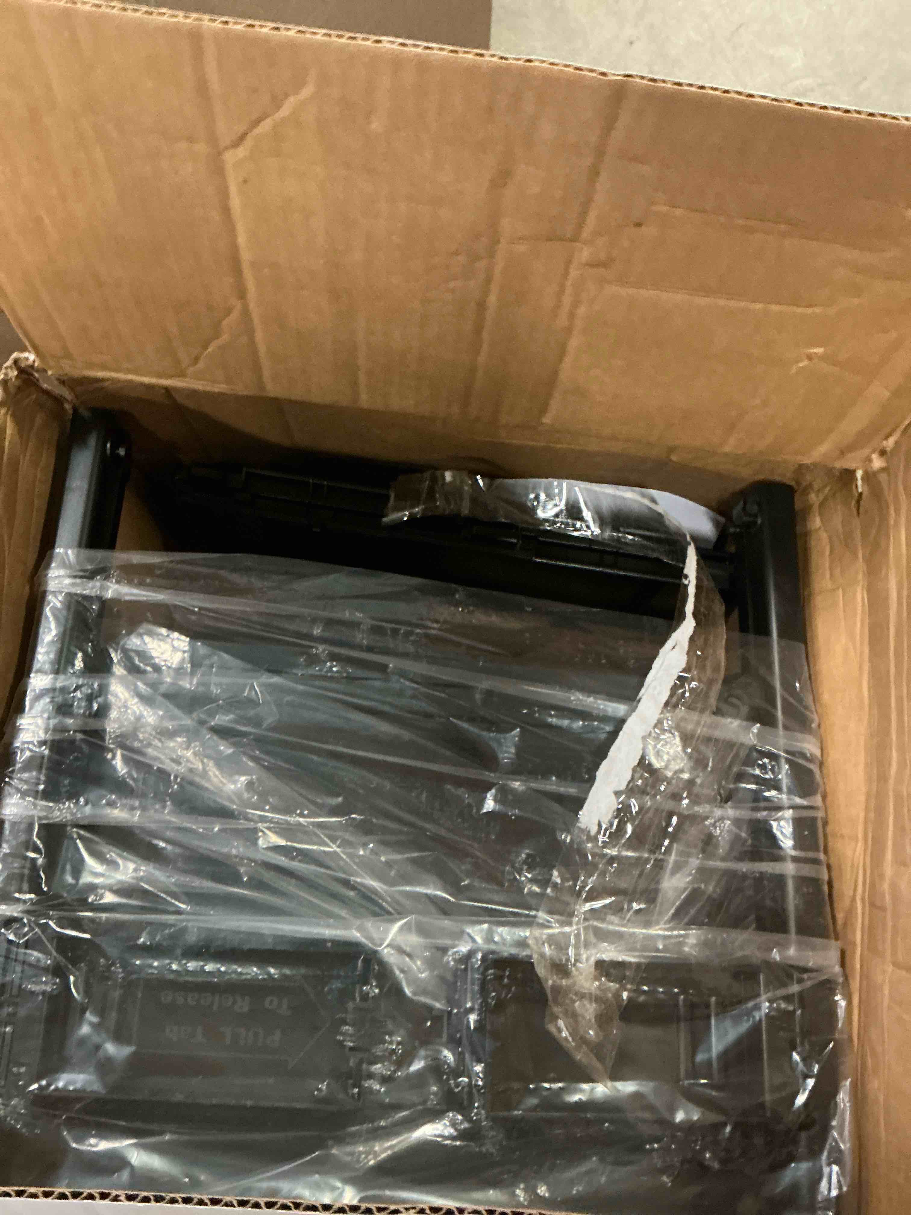 https://s3.amazonaws.com/lotting-images-prod/bidfta/PPE1802810_1757433531504.jpeg