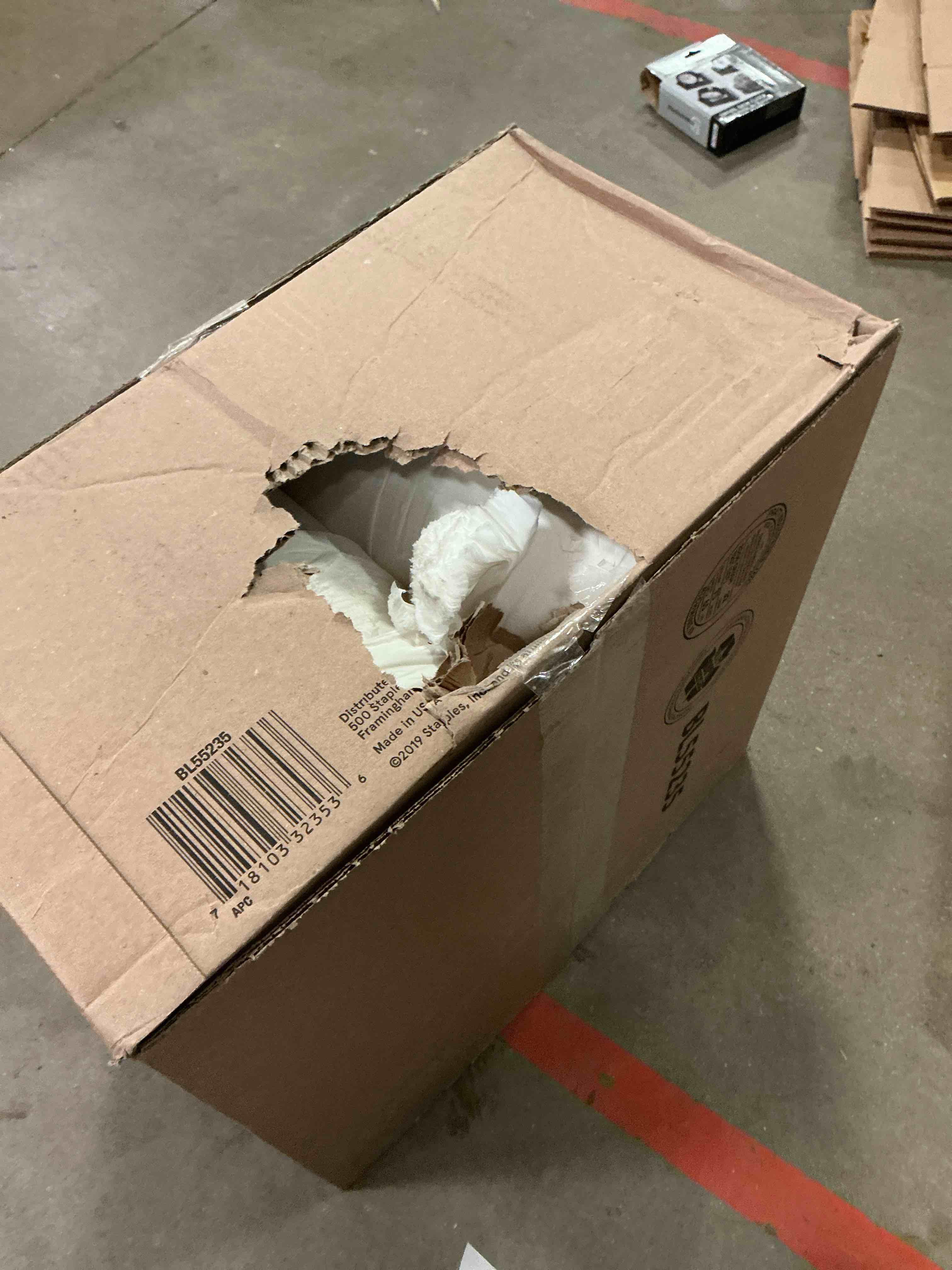 https://s3.amazonaws.com/lotting-images-prod/bidfta/PPE1802811_1757433815894.jpeg