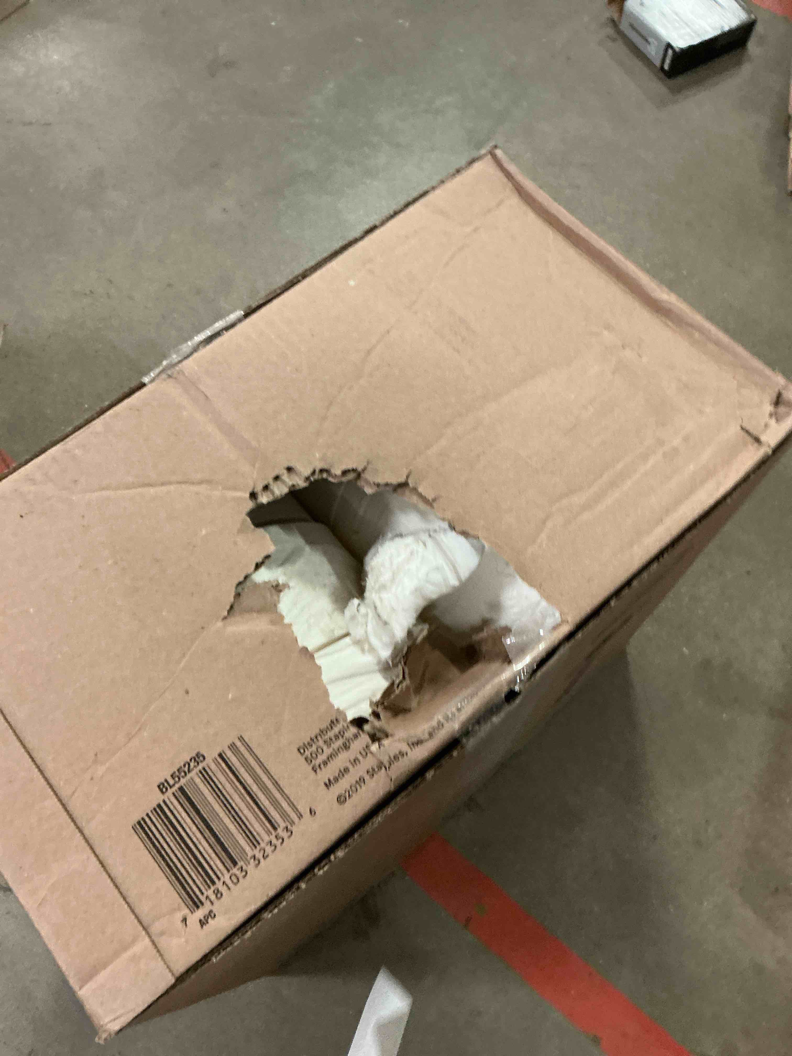 https://s3.amazonaws.com/lotting-images-prod/bidfta/PPE1802811_1757433816853.jpeg