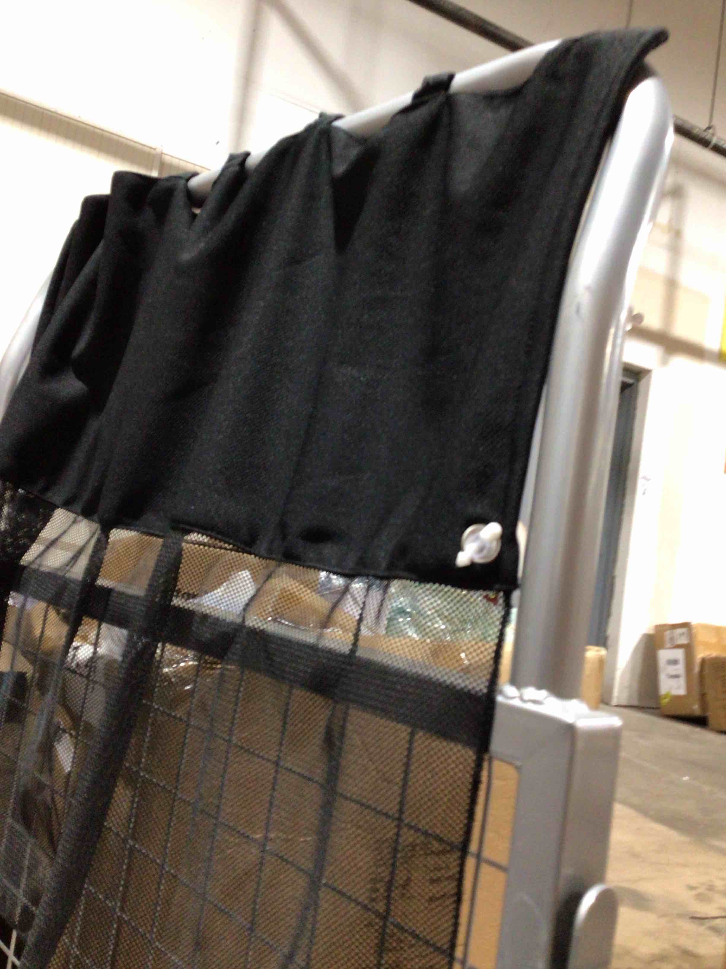 https://s3.amazonaws.com/lotting-images-prod/bidfta/PPE1808903_1750278463956.jpeg