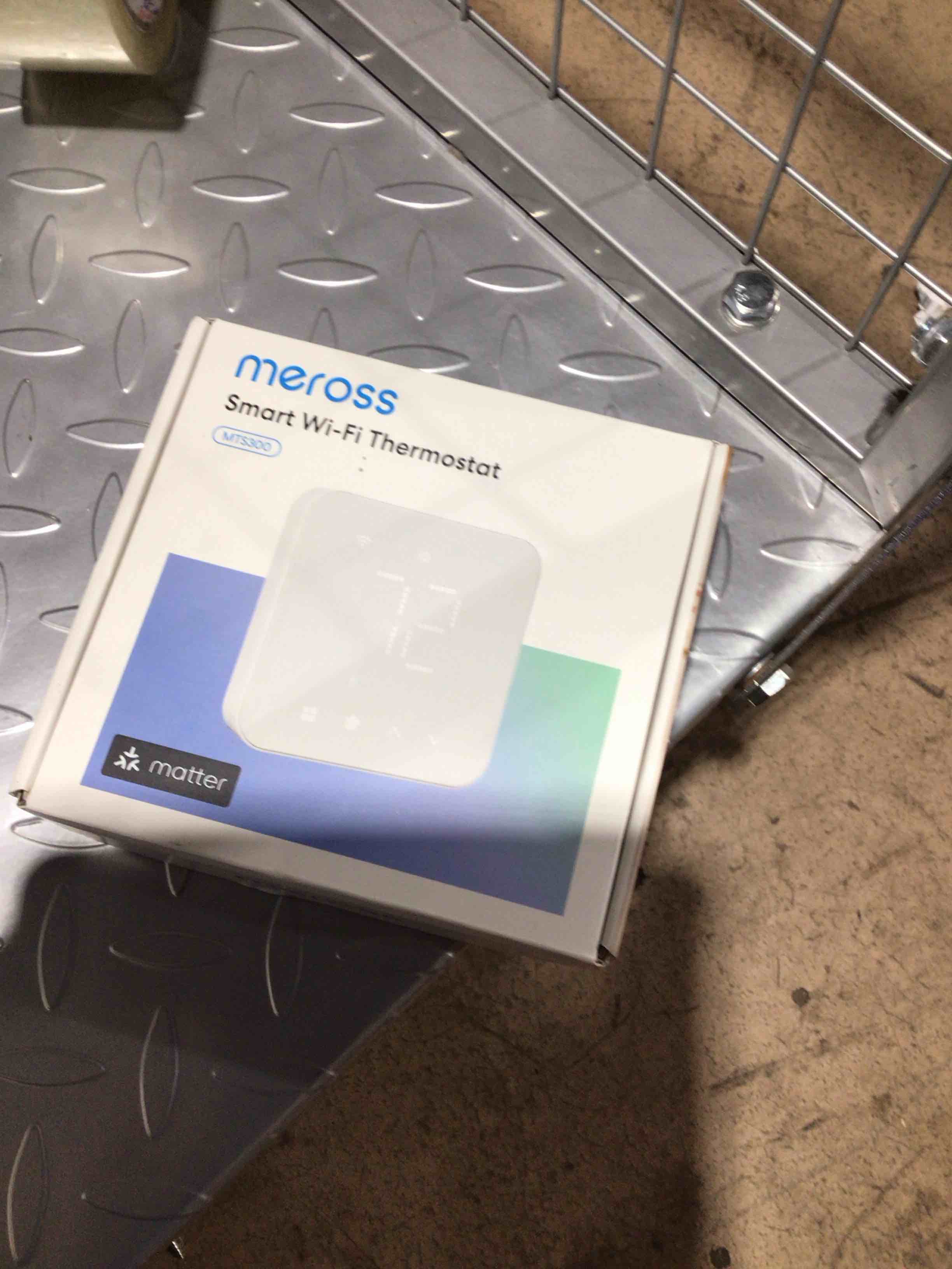https://s3.amazonaws.com/lotting-images-prod/bidfta/PPE1808912_1750339422835.jpeg