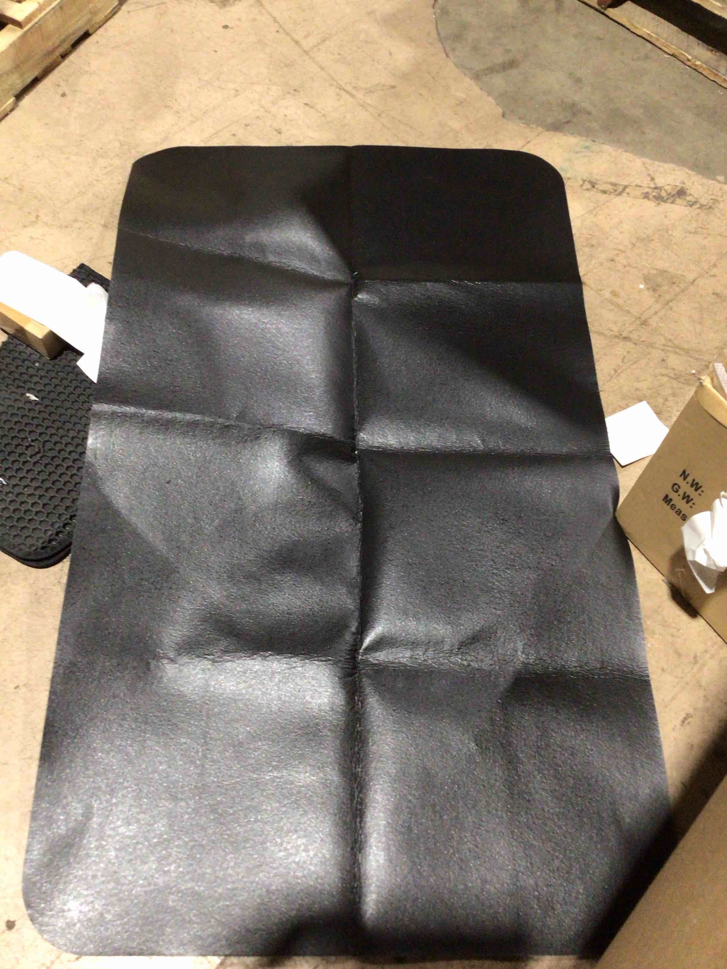 https://s3.amazonaws.com/lotting-images-prod/bidfta/PPE1808981_1750433238557.jpeg