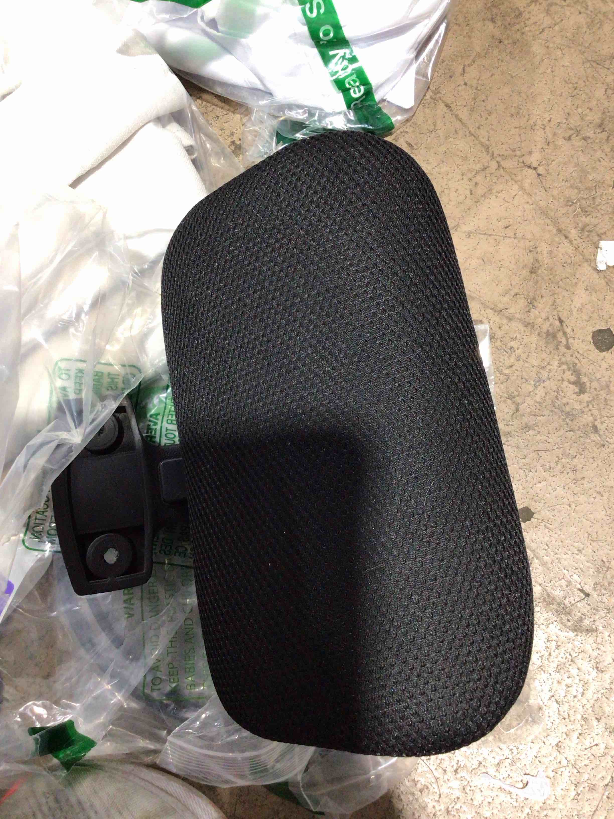 https://s3.amazonaws.com/lotting-images-prod/bidfta/PPE1808995_1750440406658.jpeg