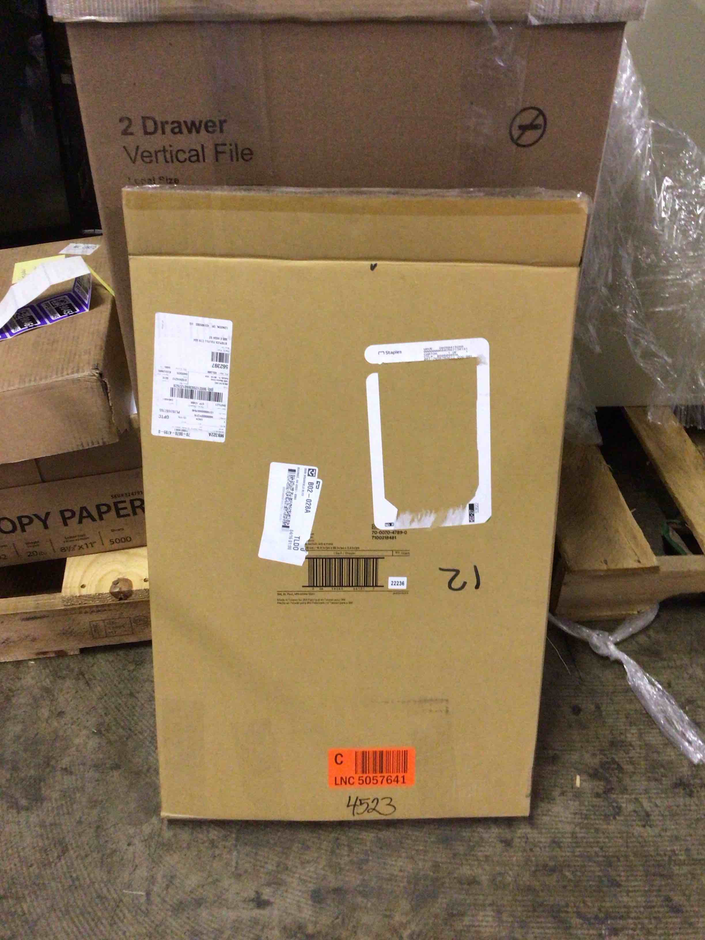 https://s3.amazonaws.com/lotting-images-prod/bidfta/PPE1809036_1750687332417.jpeg