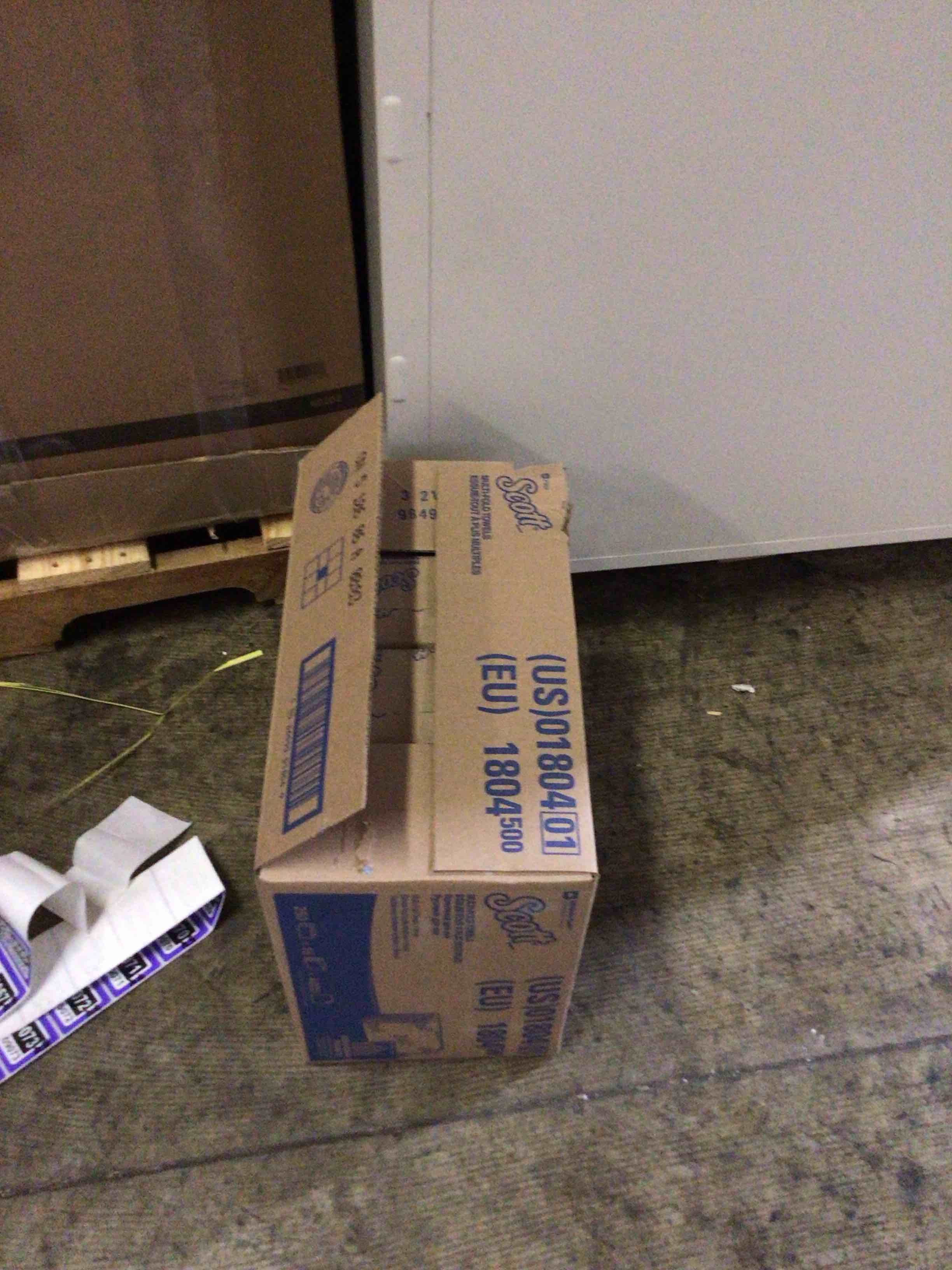 https://s3.amazonaws.com/lotting-images-prod/bidfta/PPE1809056_1750698826277.jpeg