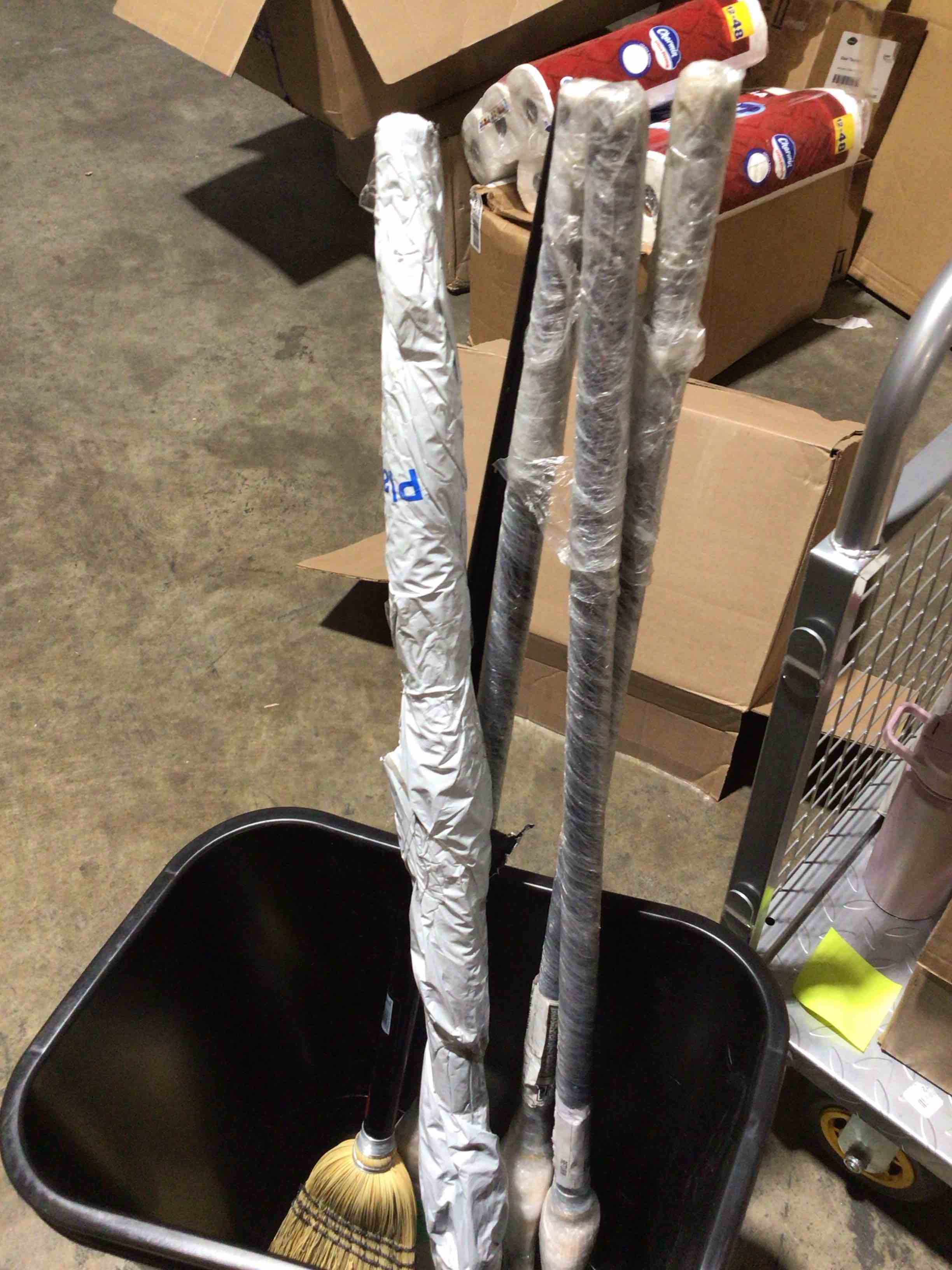 https://s3.amazonaws.com/lotting-images-prod/bidfta/PPE1809301_1750961602647.jpeg