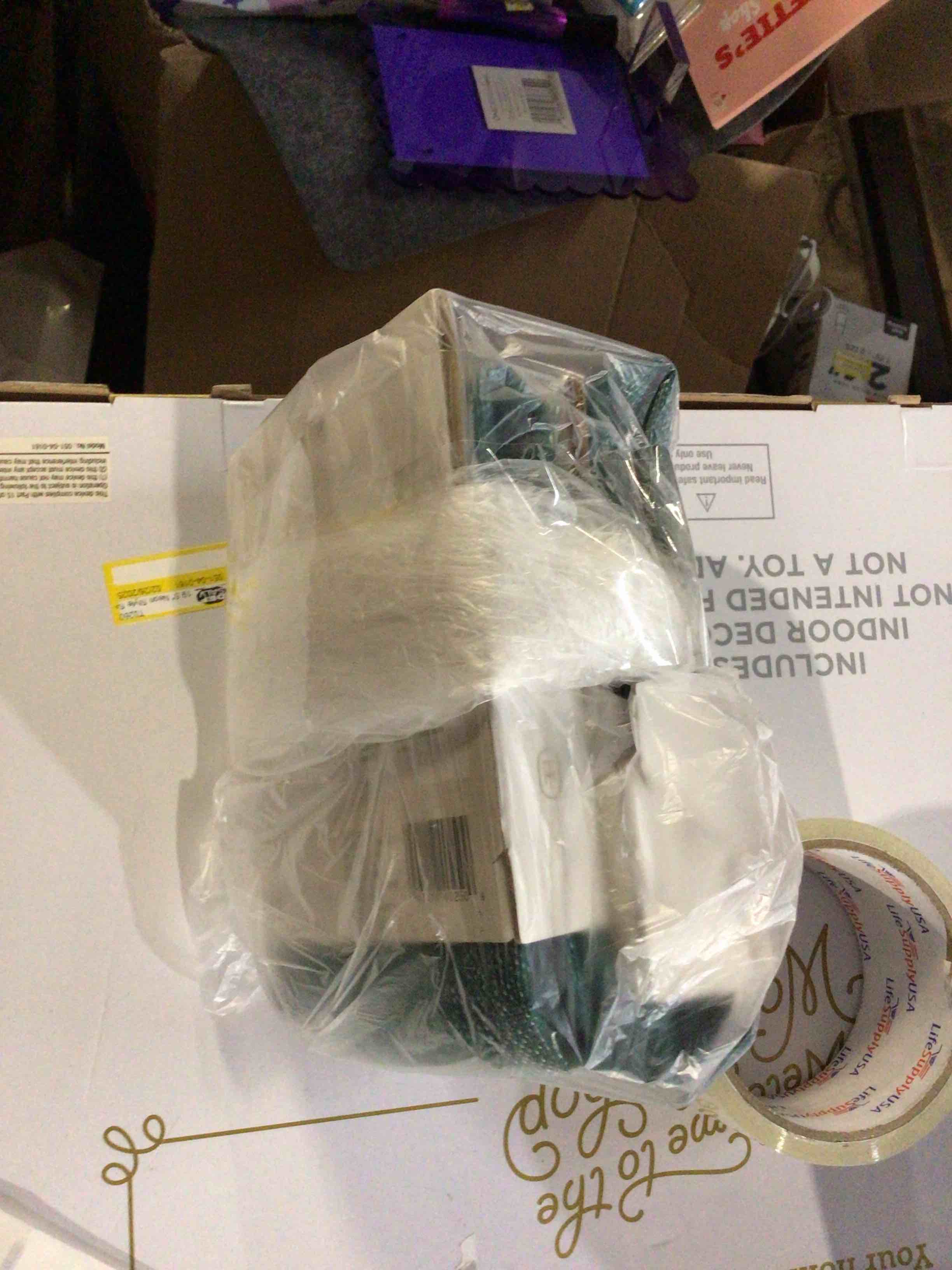 https://s3.amazonaws.com/lotting-images-prod/bidfta/PPE1809331_1751034360189.jpeg