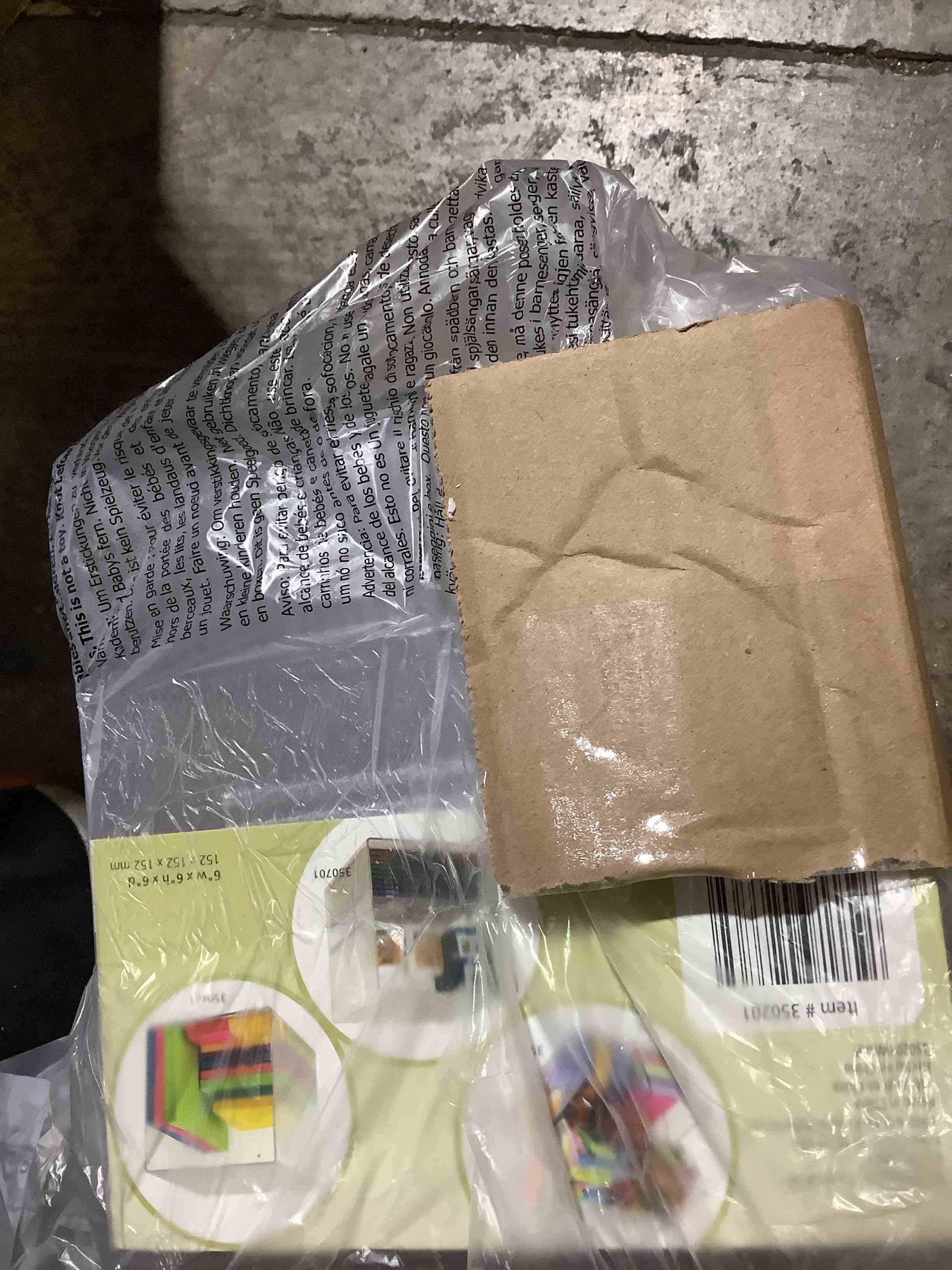 https://s3.amazonaws.com/lotting-images-prod/bidfta/PPE1809414_1751389308187.jpeg