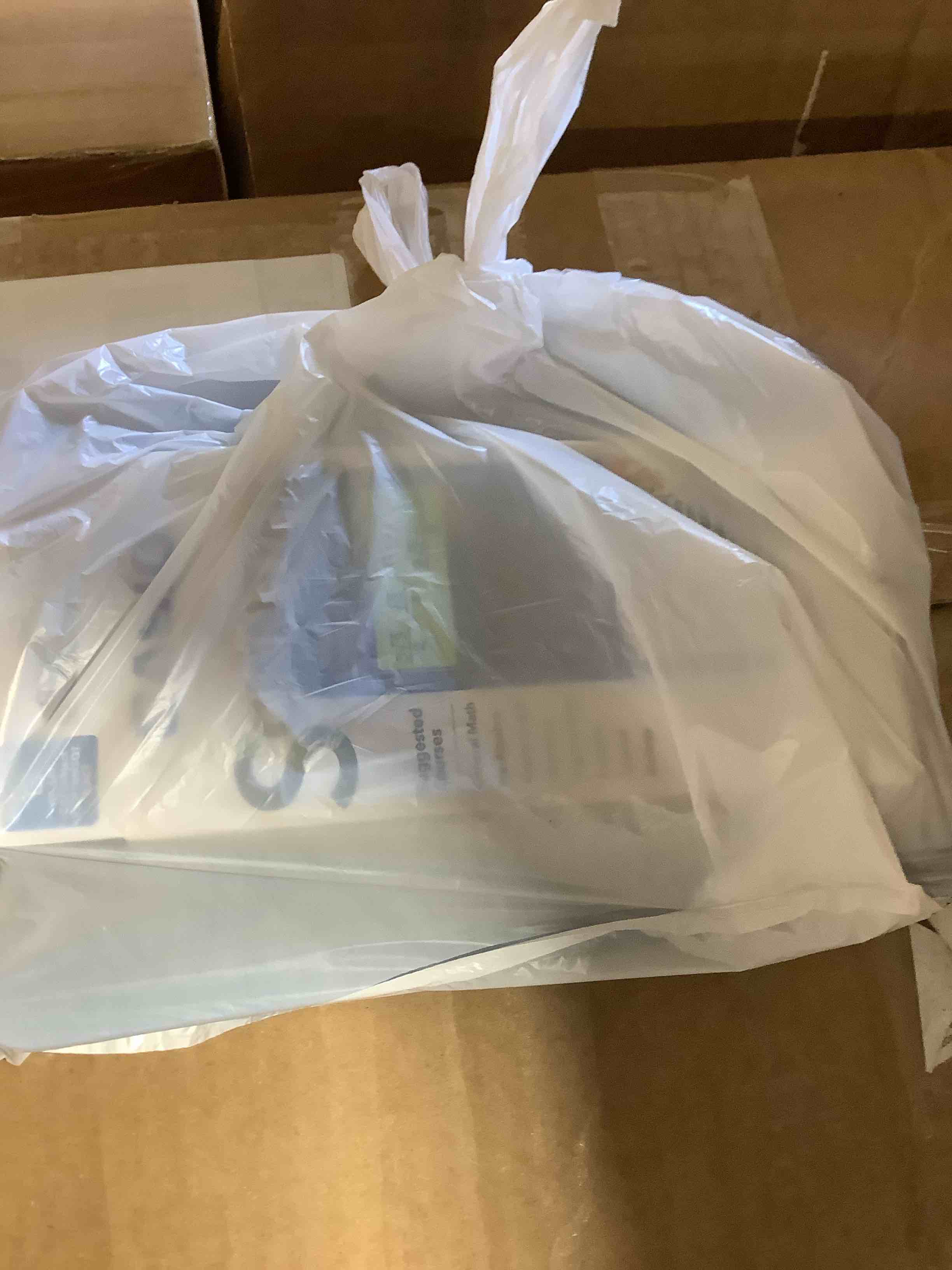 https://s3.amazonaws.com/lotting-images-prod/bidfta/PPE1809527_1751485899709.jpeg