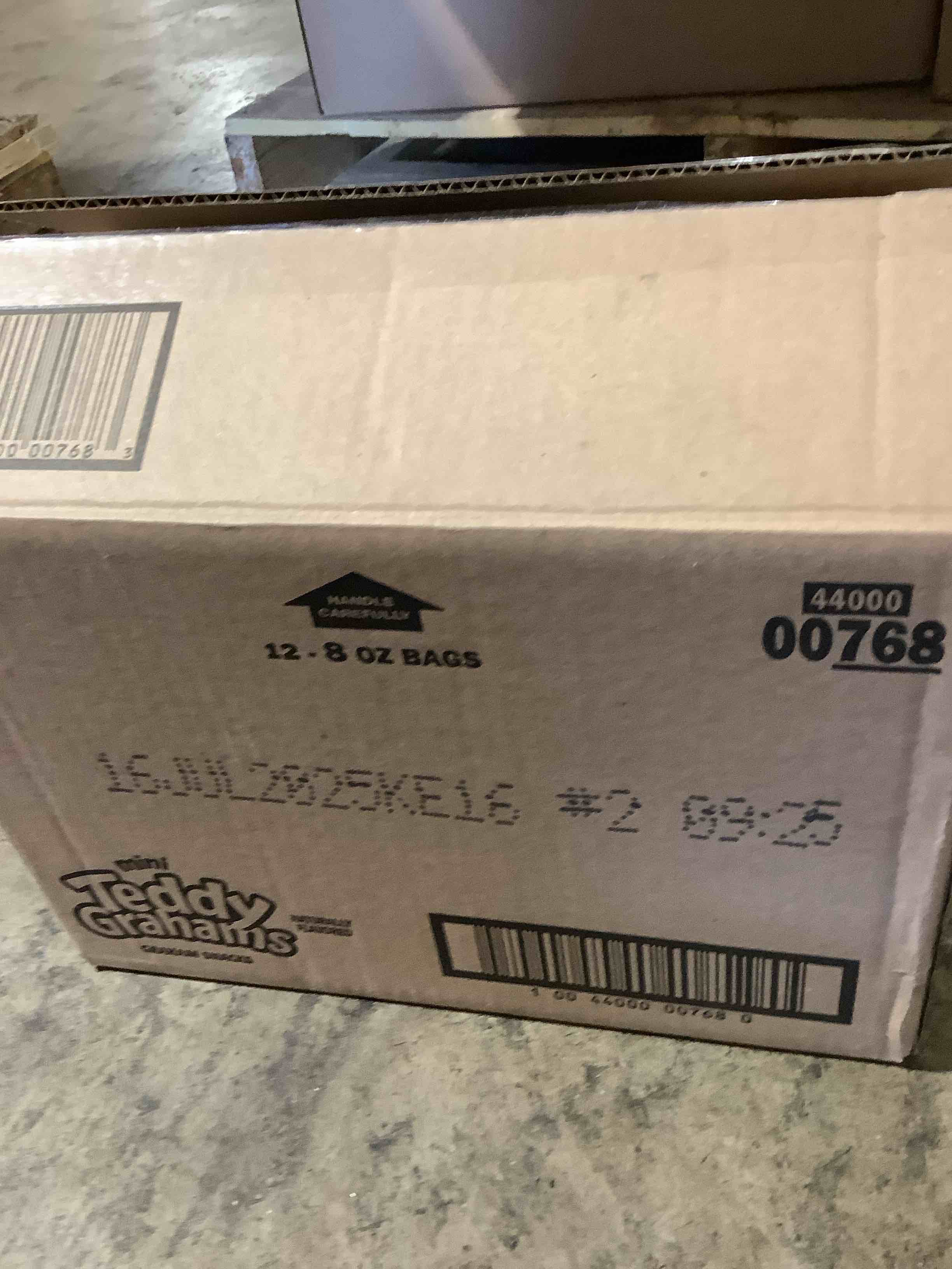https://s3.amazonaws.com/lotting-images-prod/bidfta/PPE1809538_1751490680053.jpeg