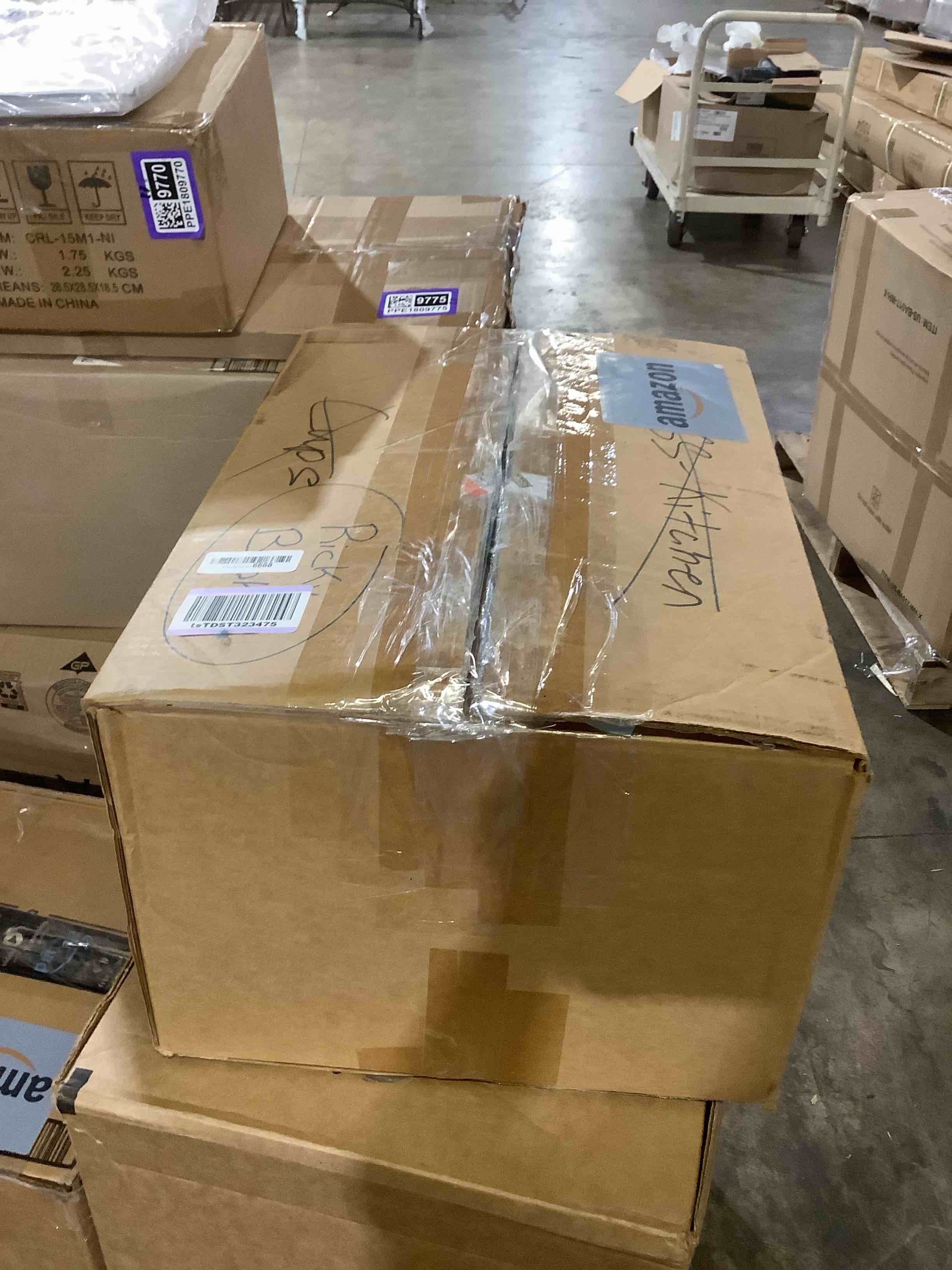 https://s3.amazonaws.com/lotting-images-prod/bidfta/PPE1809779_1752075433486.jpeg