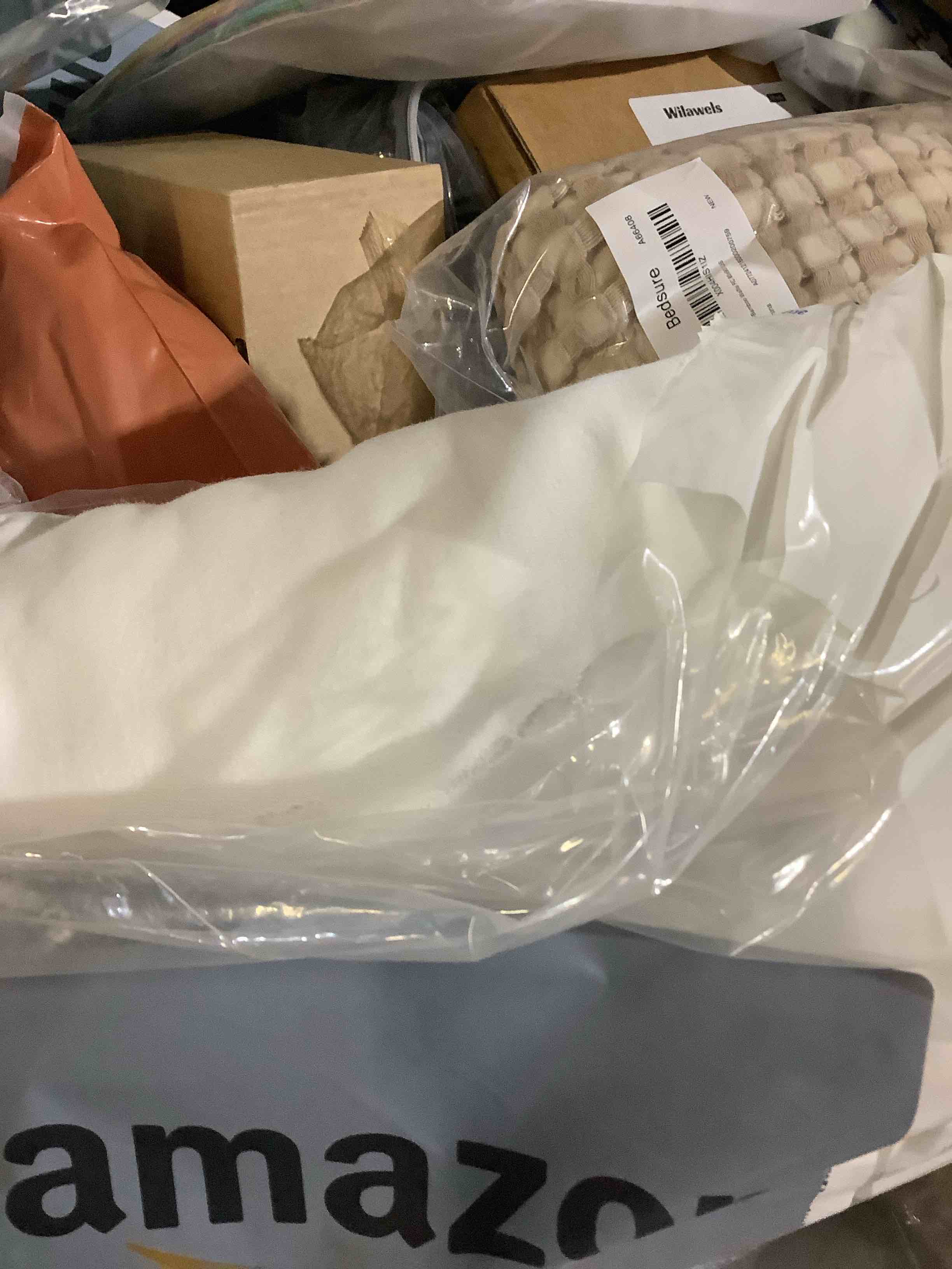 https://s3.amazonaws.com/lotting-images-prod/bidfta/PPE1809802_1752084865224.jpeg
