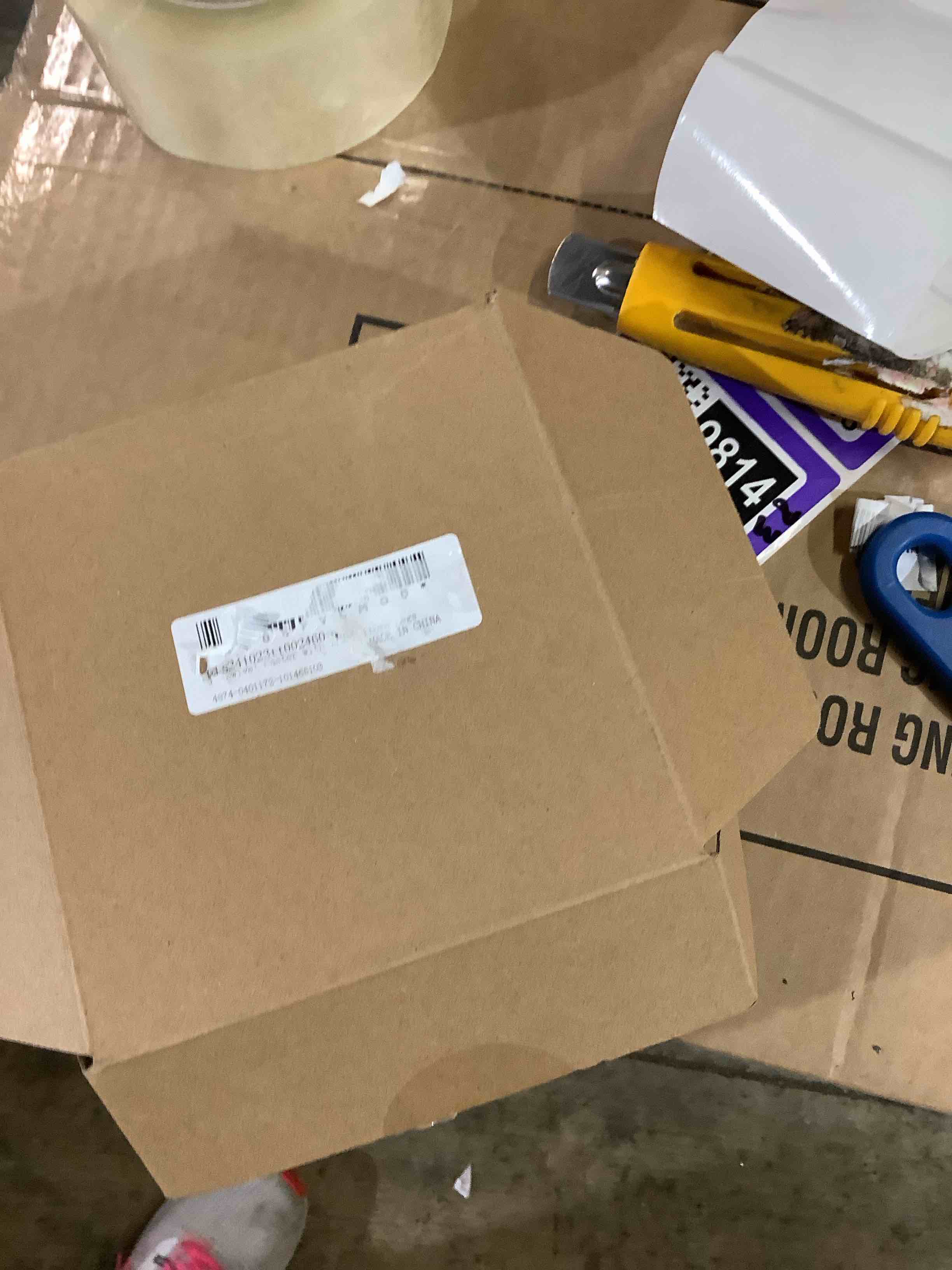 https://s3.amazonaws.com/lotting-images-prod/bidfta/PPE1809807_1752085924118.jpeg