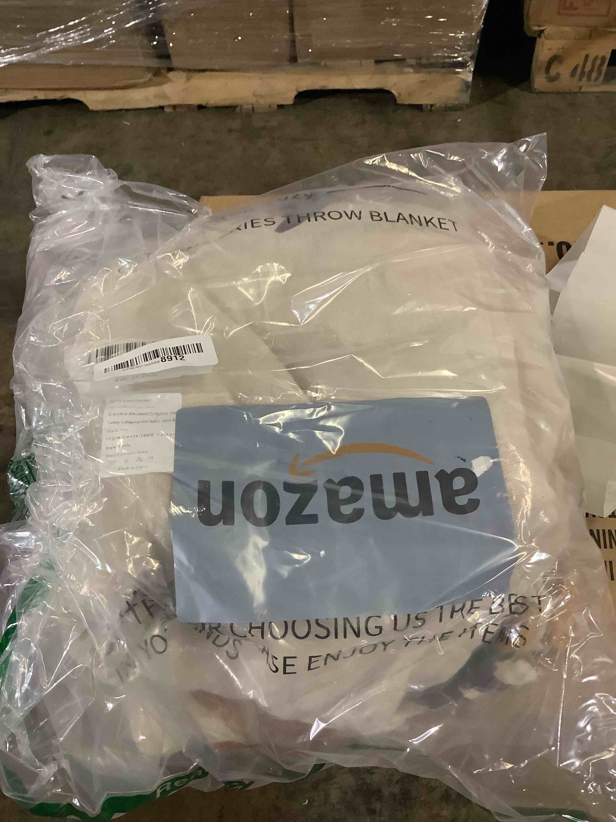 https://s3.amazonaws.com/lotting-images-prod/bidfta/PPE1809810_1752086729022.jpeg