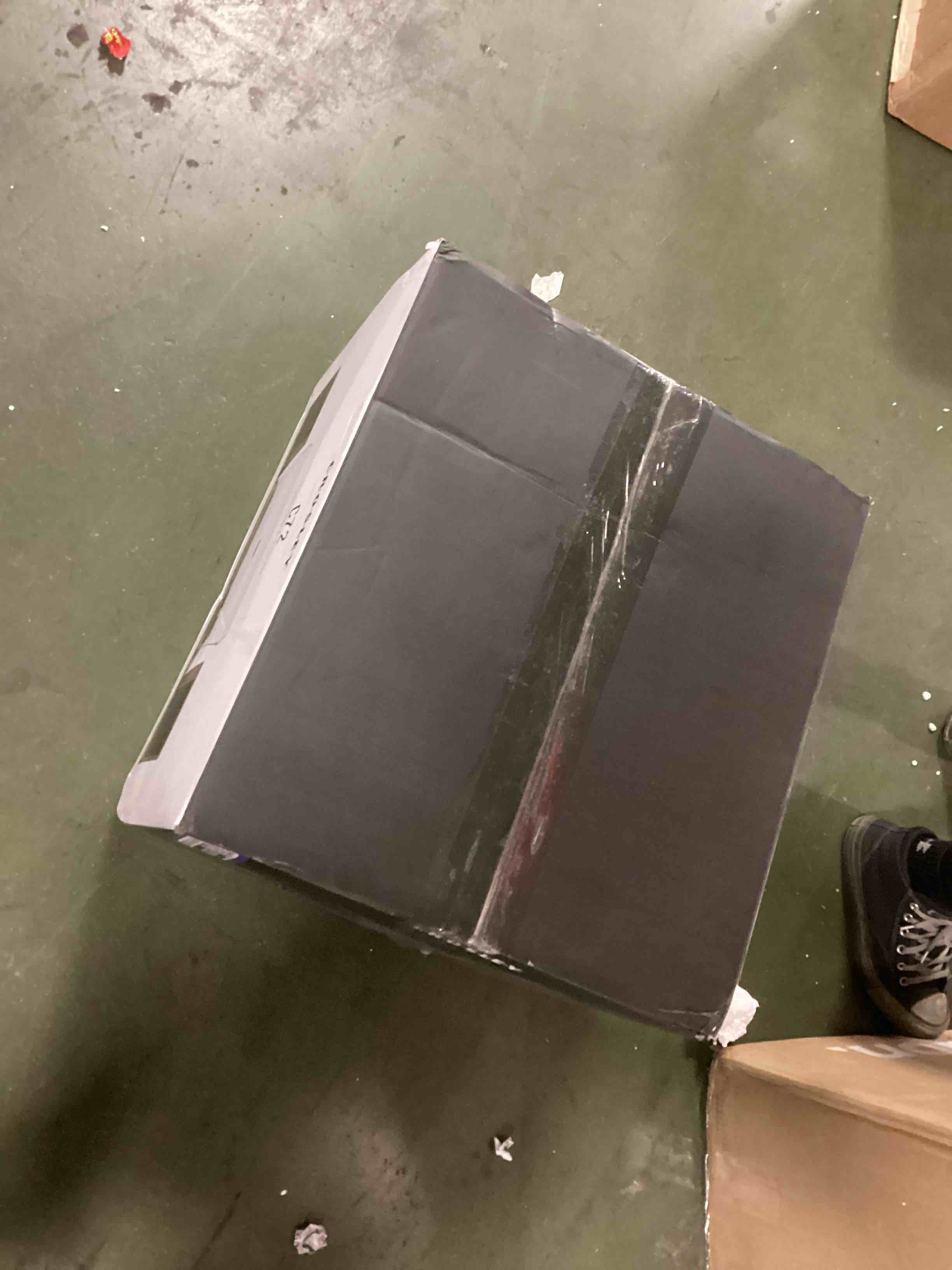 https://s3.amazonaws.com/lotting-images-prod/bidfta/PPE1819020_1732321304849.jpeg